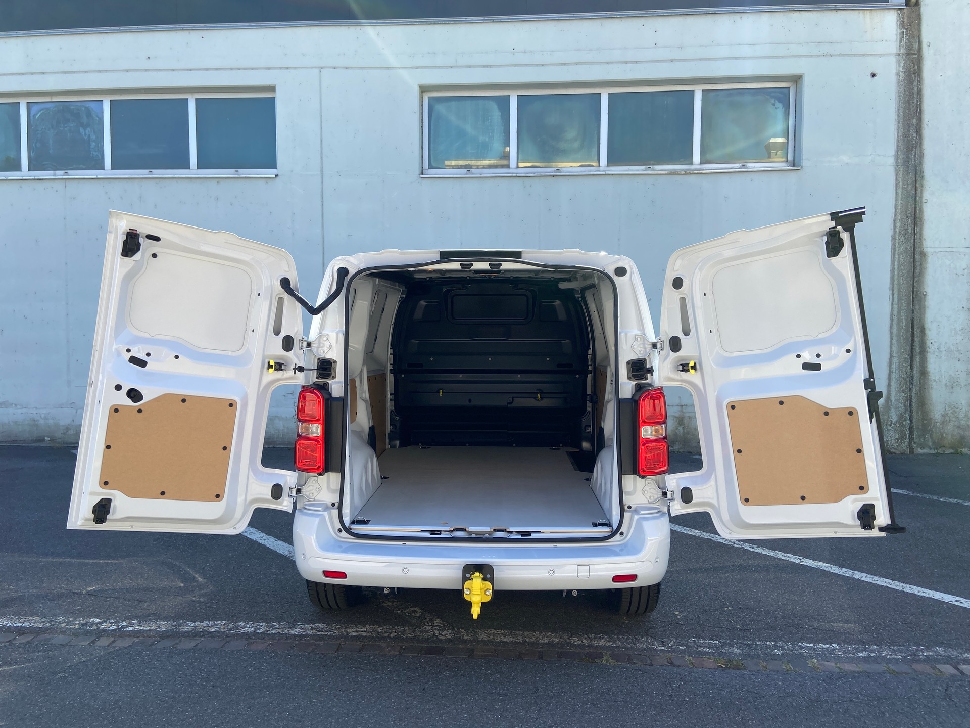 FIAT Scudo 2.0 BlueHDi L2 EAT8 AHK-image-14