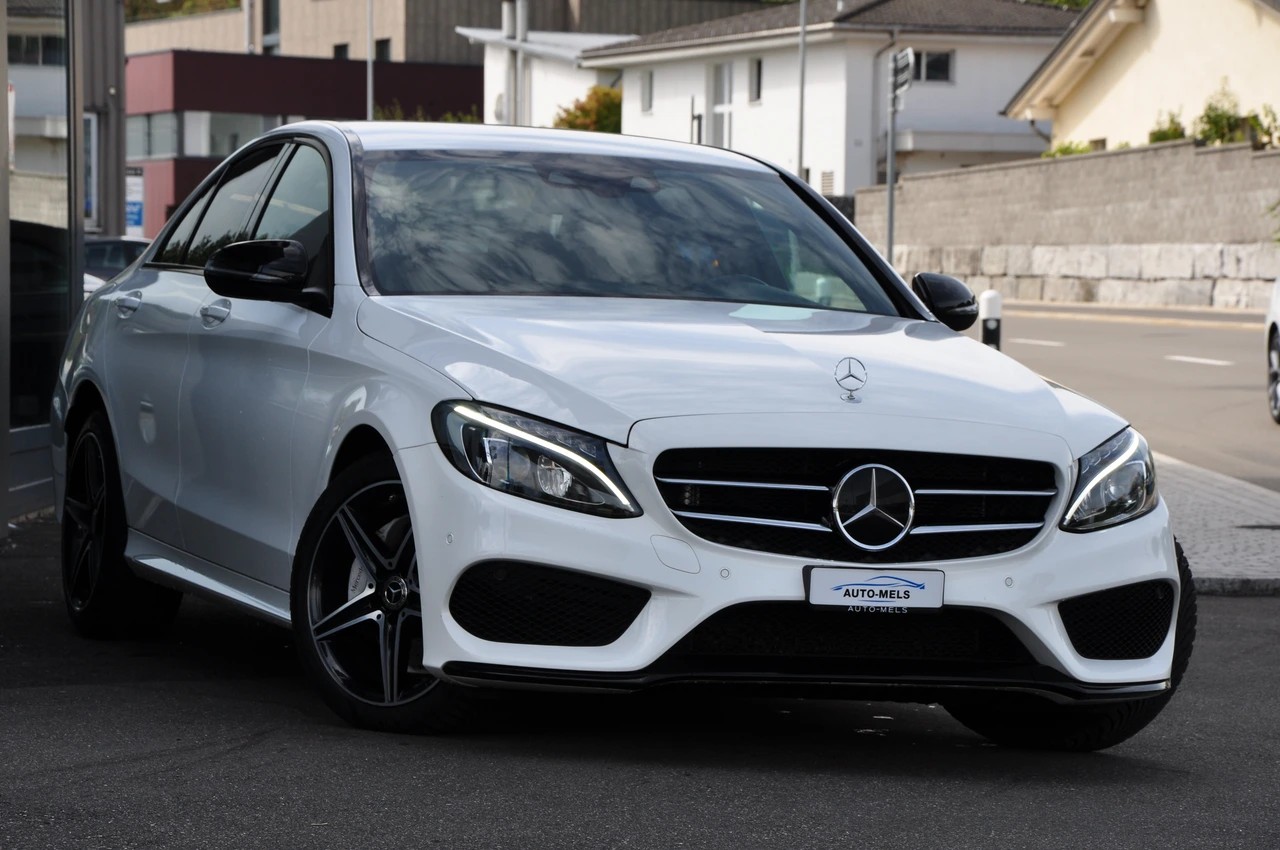 MERCEDES-BENZ C 200 AMG Line 4Matic 9G-Tronic-image-11