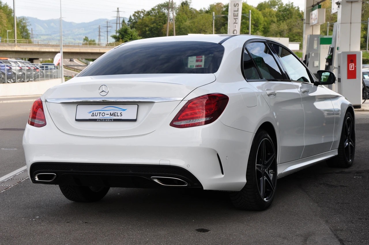 MERCEDES-BENZ C 200 AMG Line 4Matic 9G-Tronic-image-9