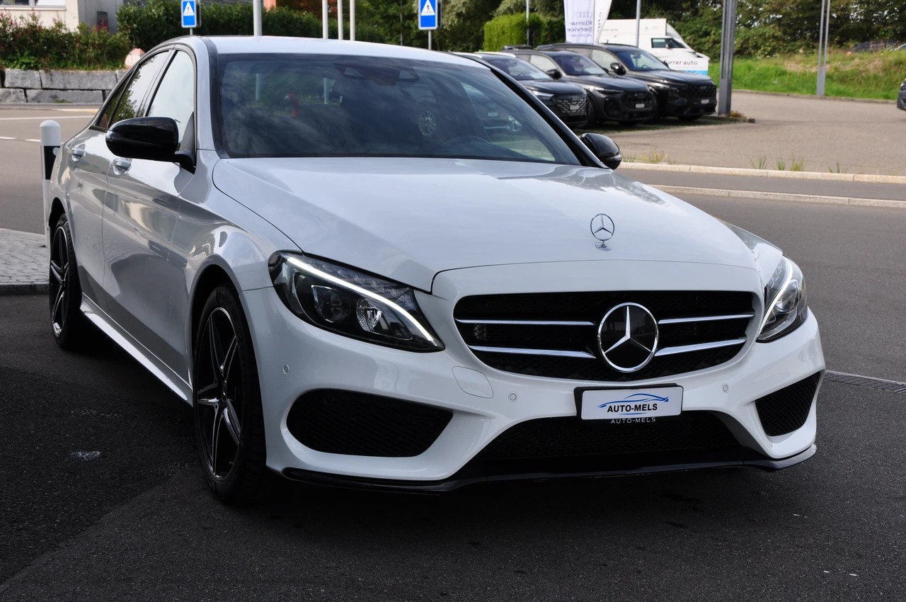 MERCEDES-BENZ C 200 AMG Line 4Matic 9G-Tronic-image-12