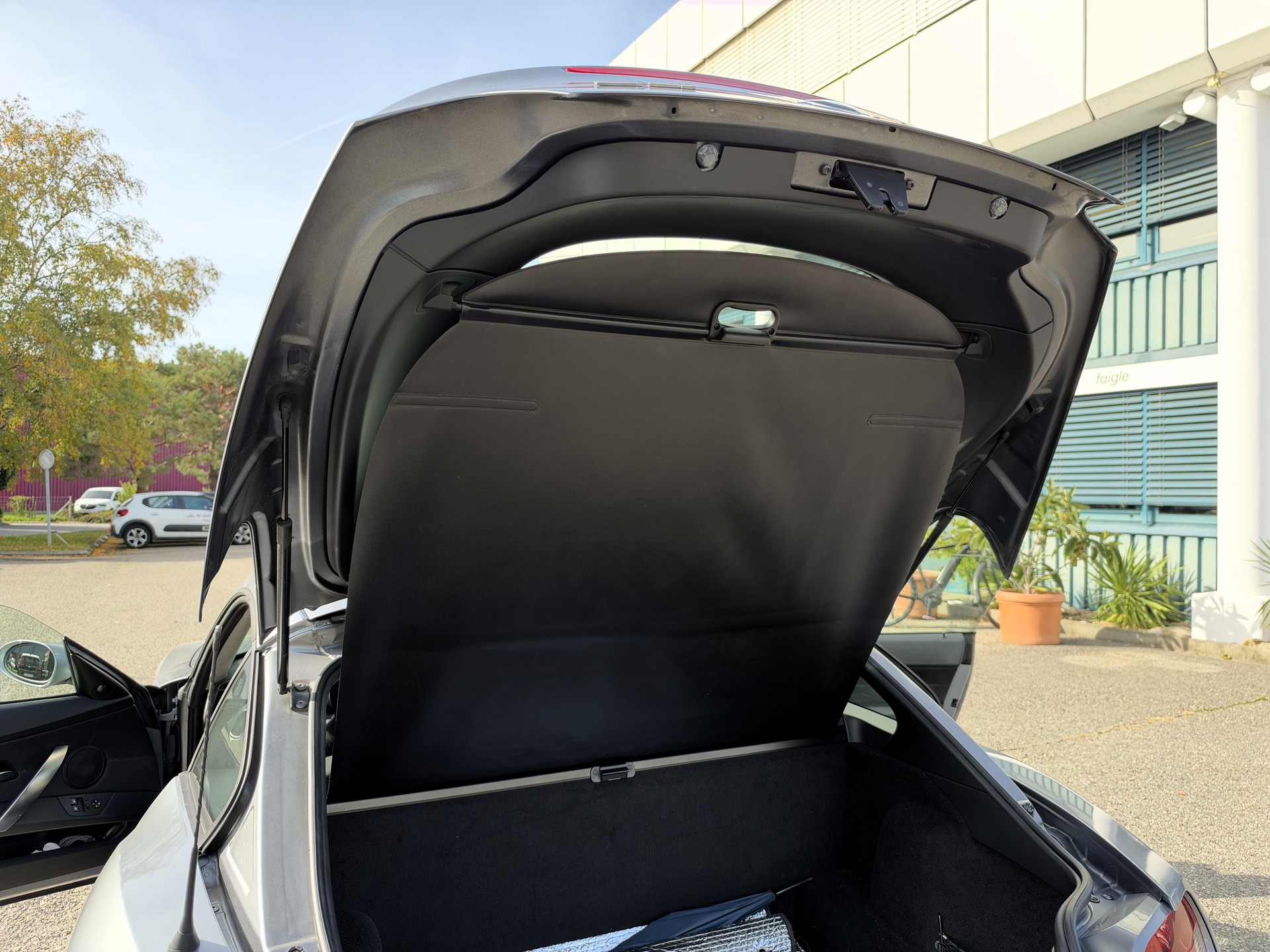BMW Z4 3.0si Coupé-image-17