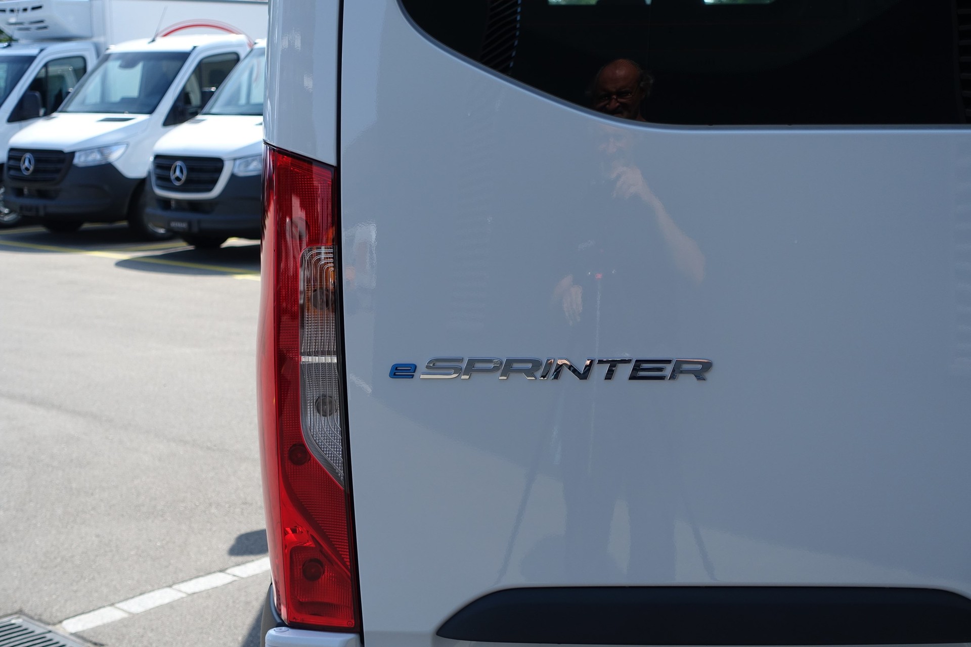 MERCEDES-BENZ eSprinter 312 47kWh Standard-image-3