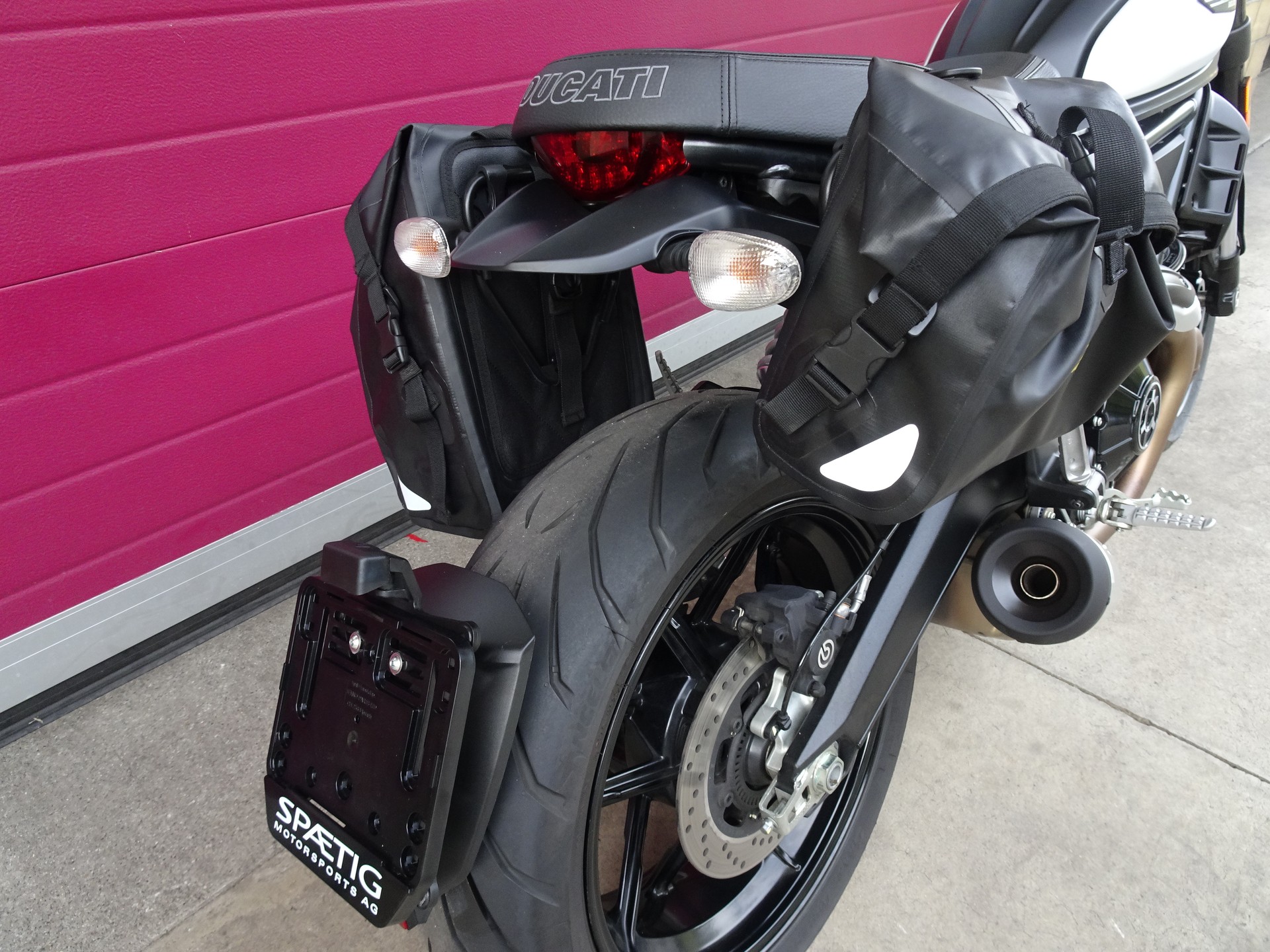 DUCATI Scrambler 803 Icon Dark-image-7