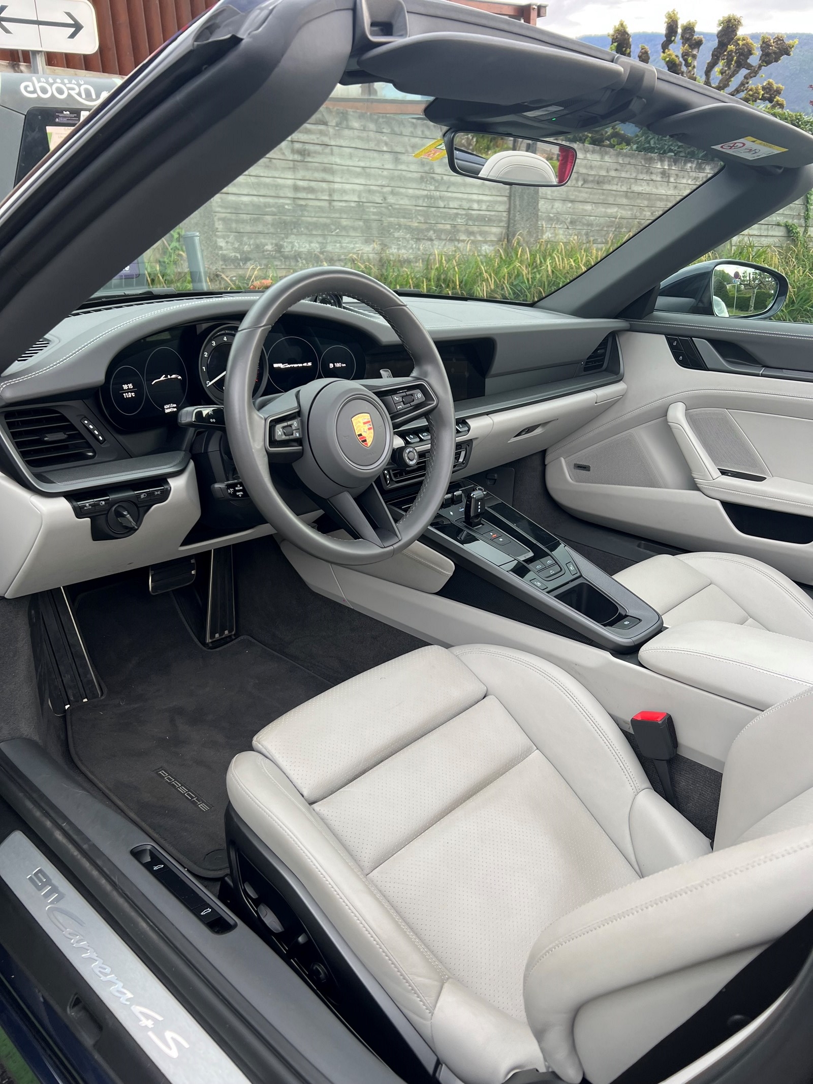 PORSCHE 911 Carrera 4S Cabriolet PDK-image-3