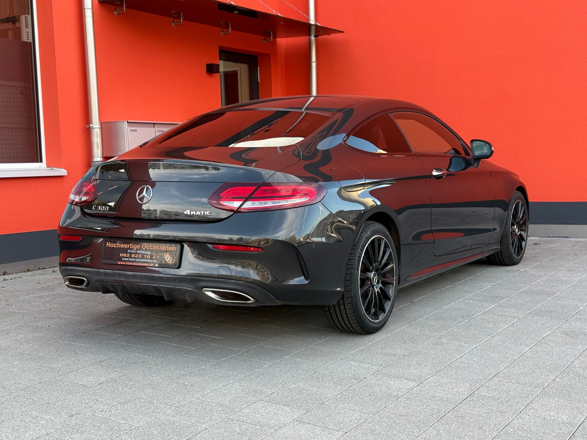 MERCEDES-BENZ C 300 Coupé 4Matic AMG Line 9G-tronic-image-3