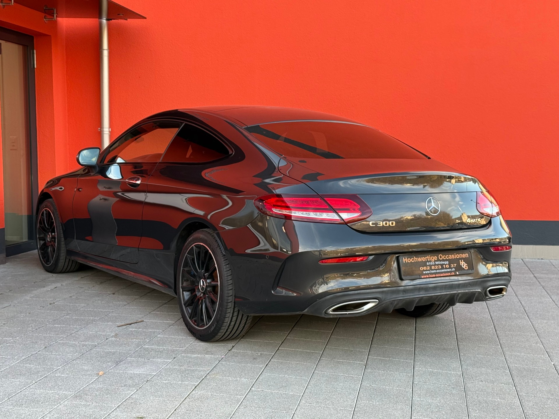 MERCEDES-BENZ C 300 Coupé 4Matic AMG Line 9G-tronic-image-2