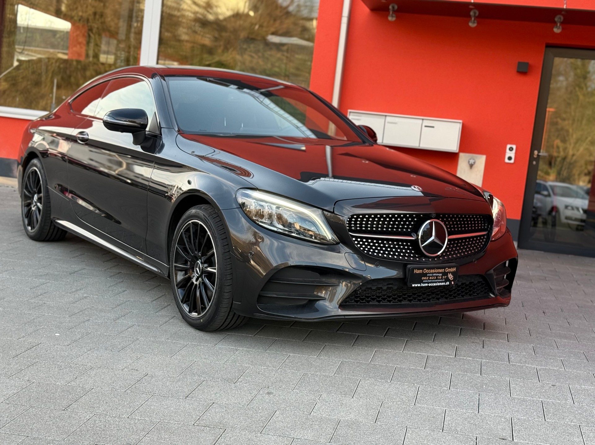 MERCEDES-BENZ C 300 Coupé 4Matic AMG Line 9G-tronic-image-5