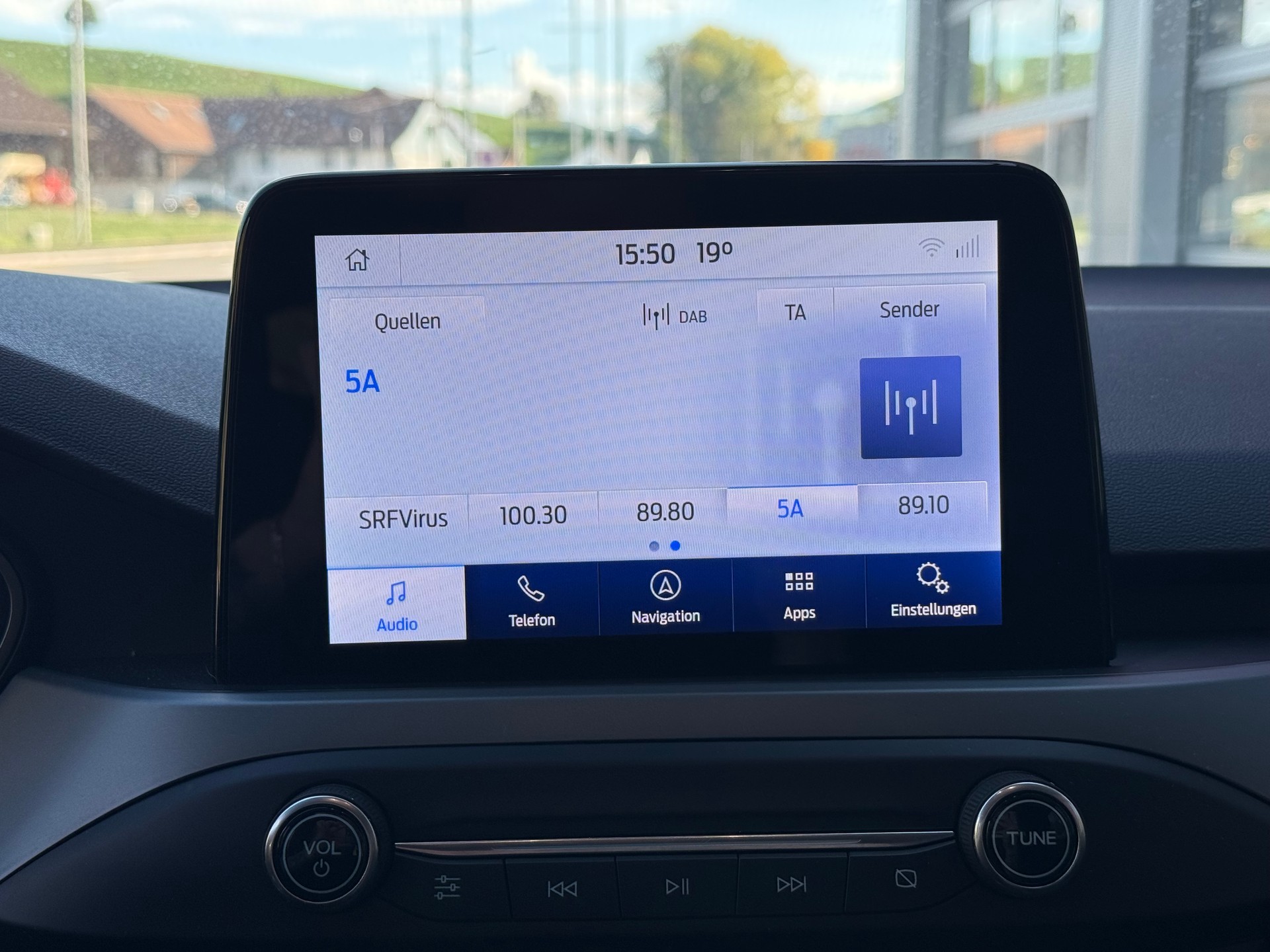 FORD Focus 1.0 MHEV Cool Connect Automat LEASING AB 226.52 CHF / MONAT-image-11