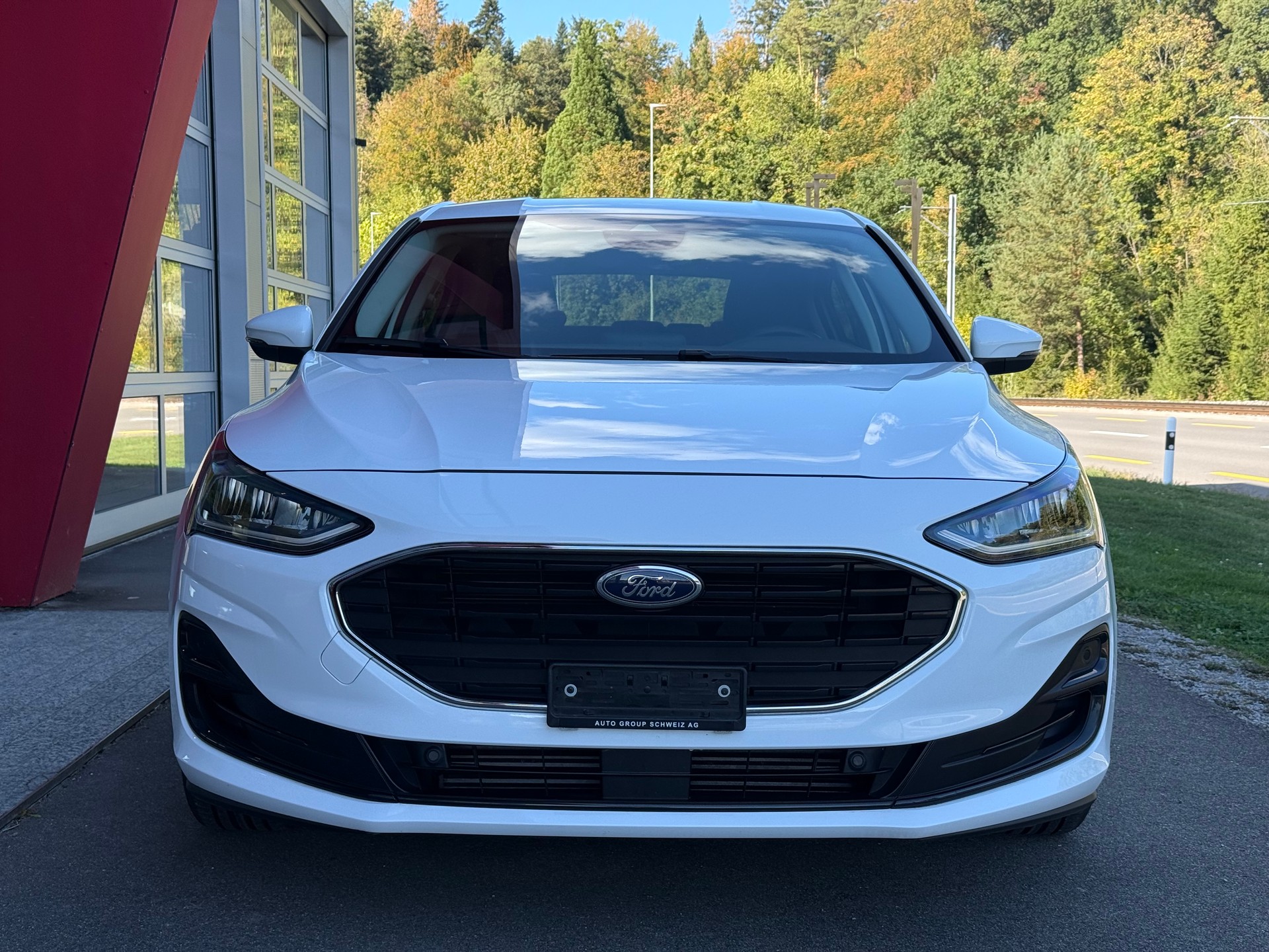 FORD Focus 1.0 MHEV Cool Connect Automat LEASING AB 226.52 CHF / MONAT-showroom-element-3