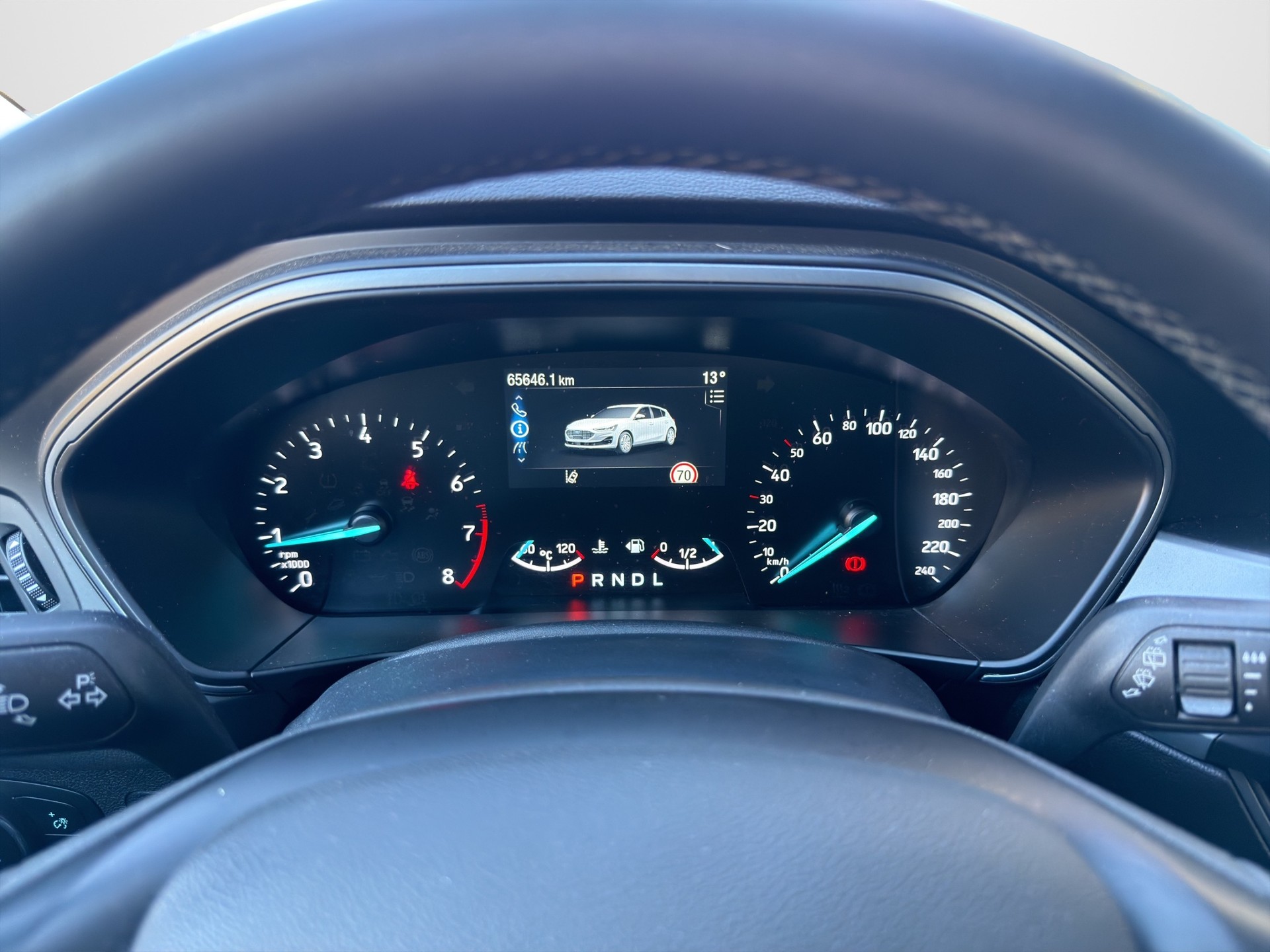 FORD Focus 1.0 MHEV Cool Connect Automatic-image-8