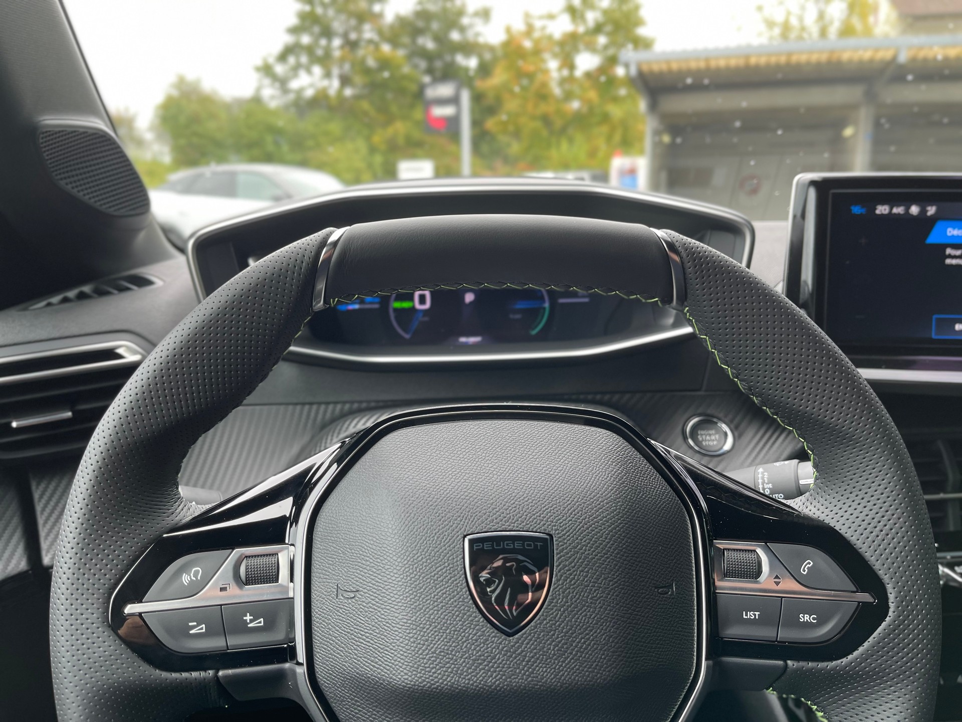 PEUGEOT 208 Elektrik 115kW GT-image-7