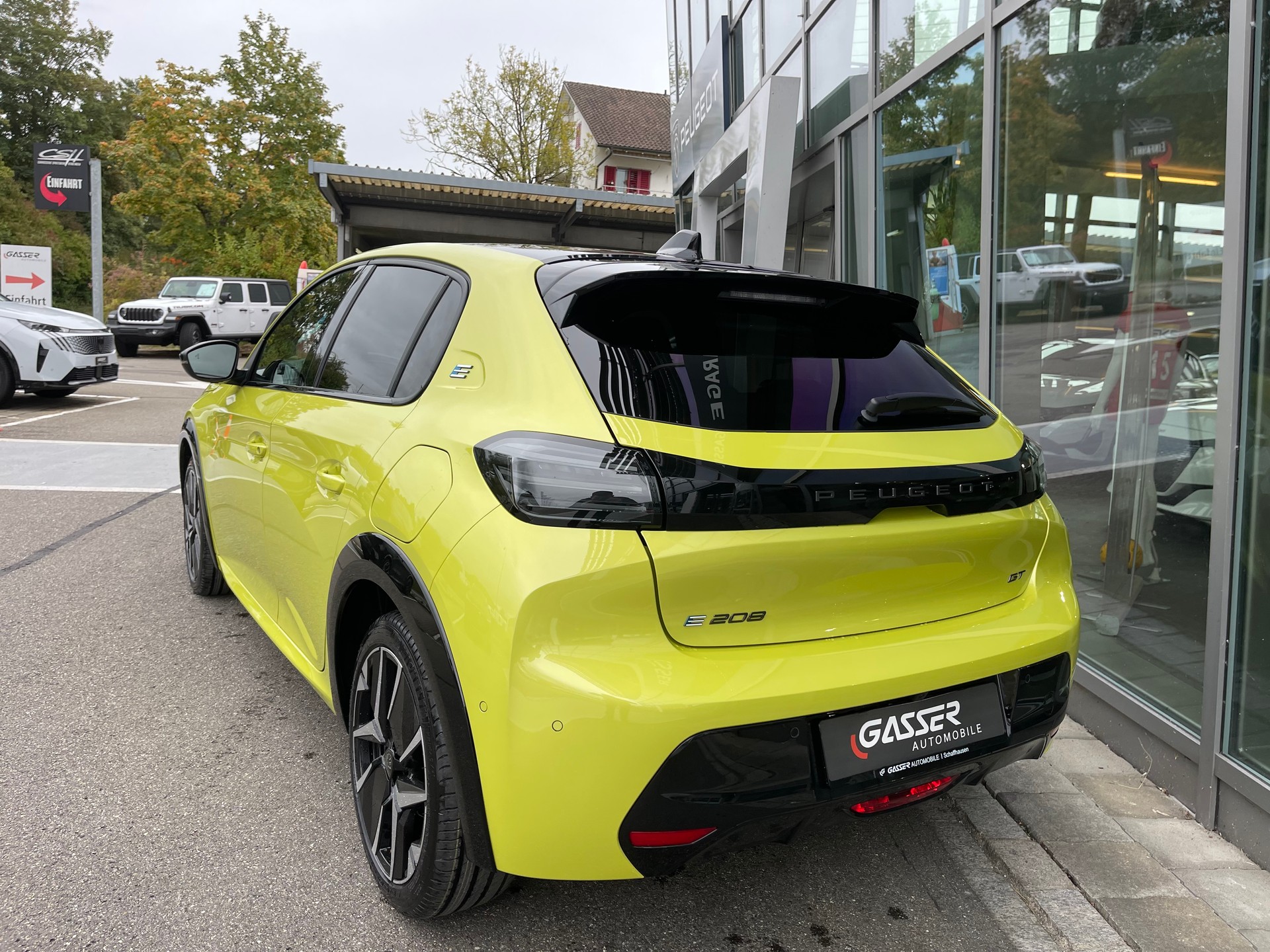 PEUGEOT 208 Elektrik 115kW GT-image-2