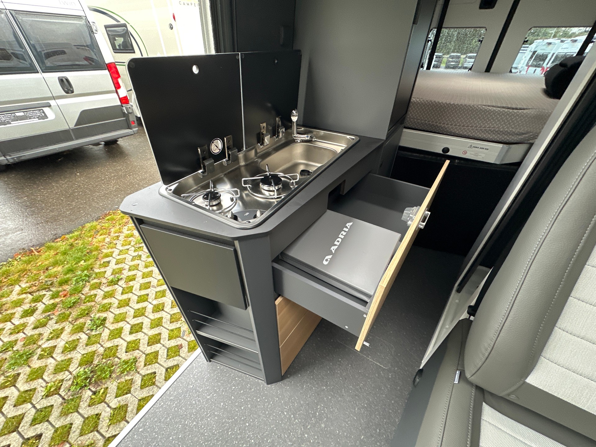ADRIA Twin 640 SGX-image-13