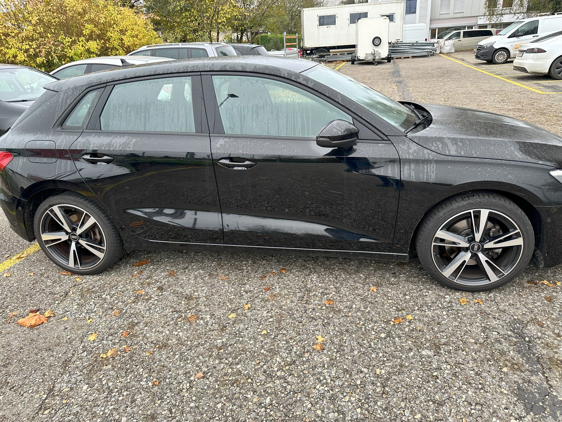 AUDI A3 Sportback 35 TFSI Attraction-image-1