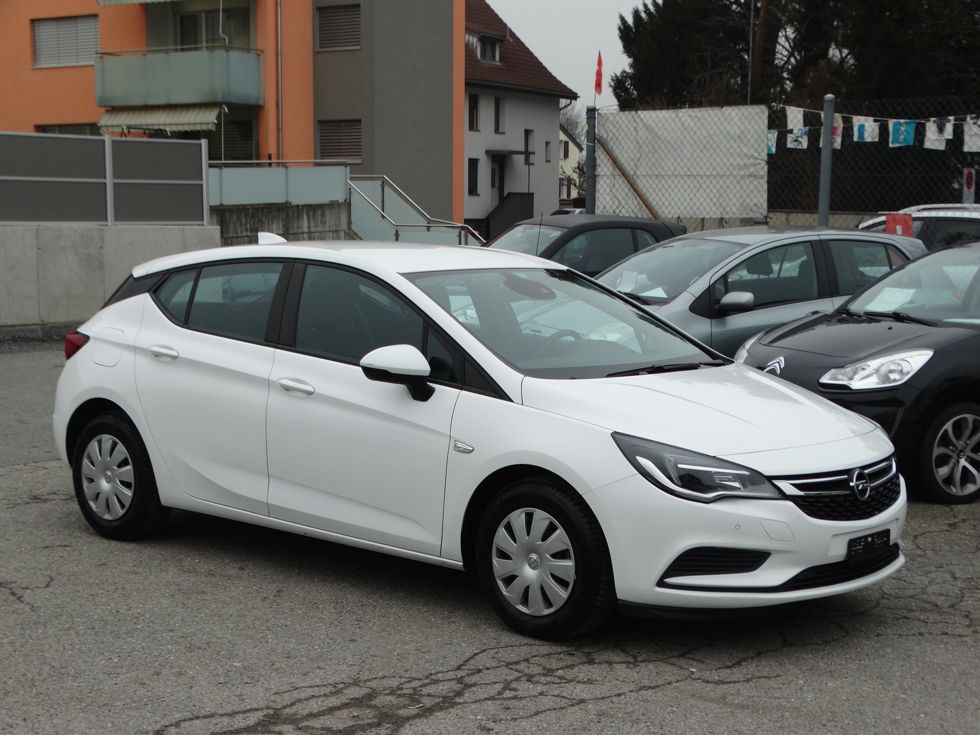 OPEL Astra 1.0i Turbo Enjoy-image-4