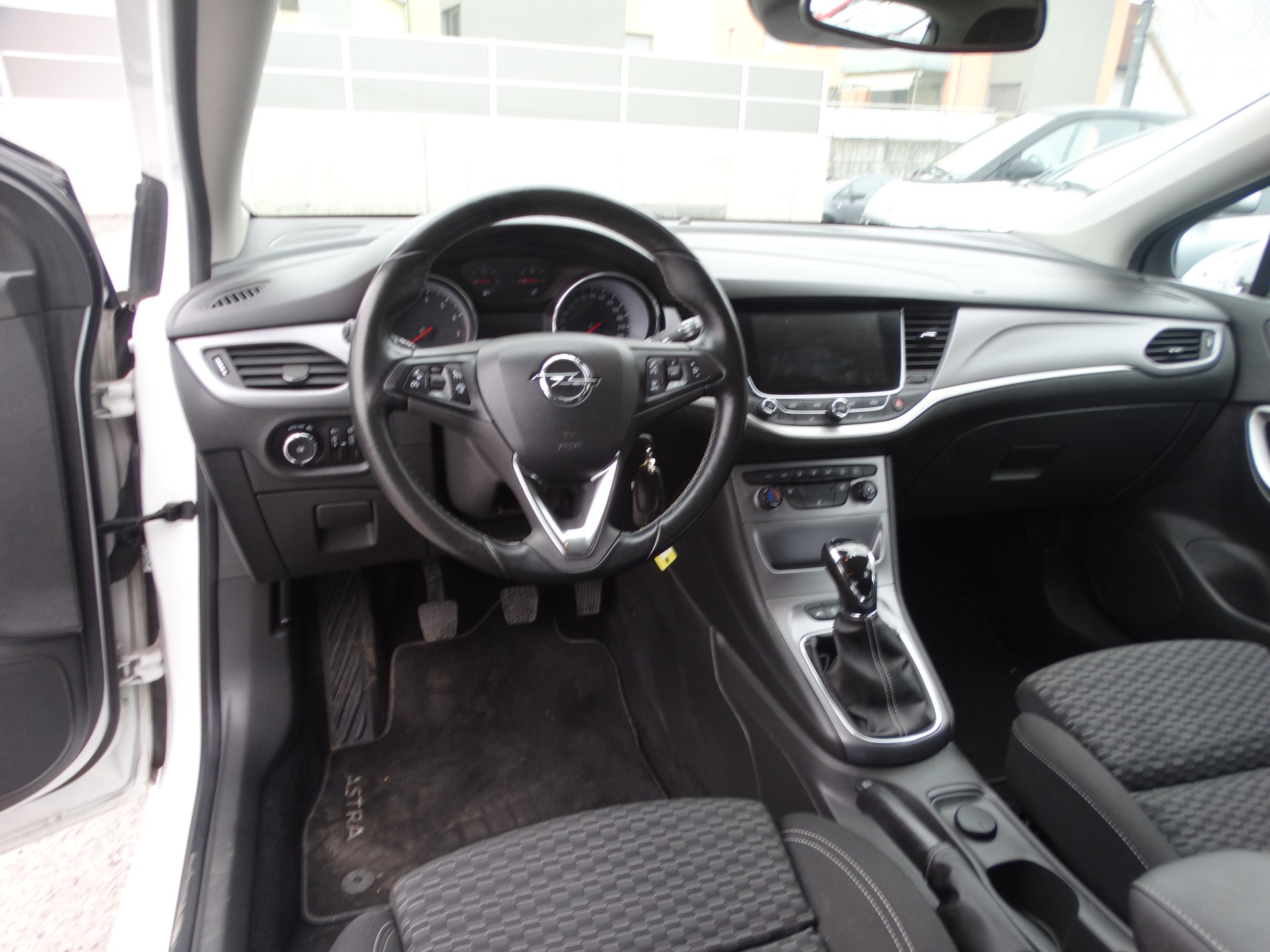 OPEL Astra 1.0i Turbo Enjoy-image-7