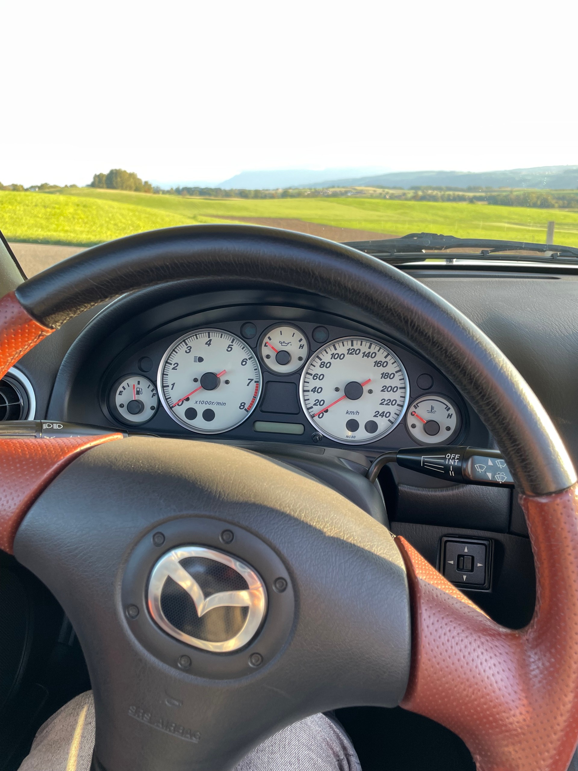 MAZDA MX-5 1.8i-16 Phoenix Youngster-image-12