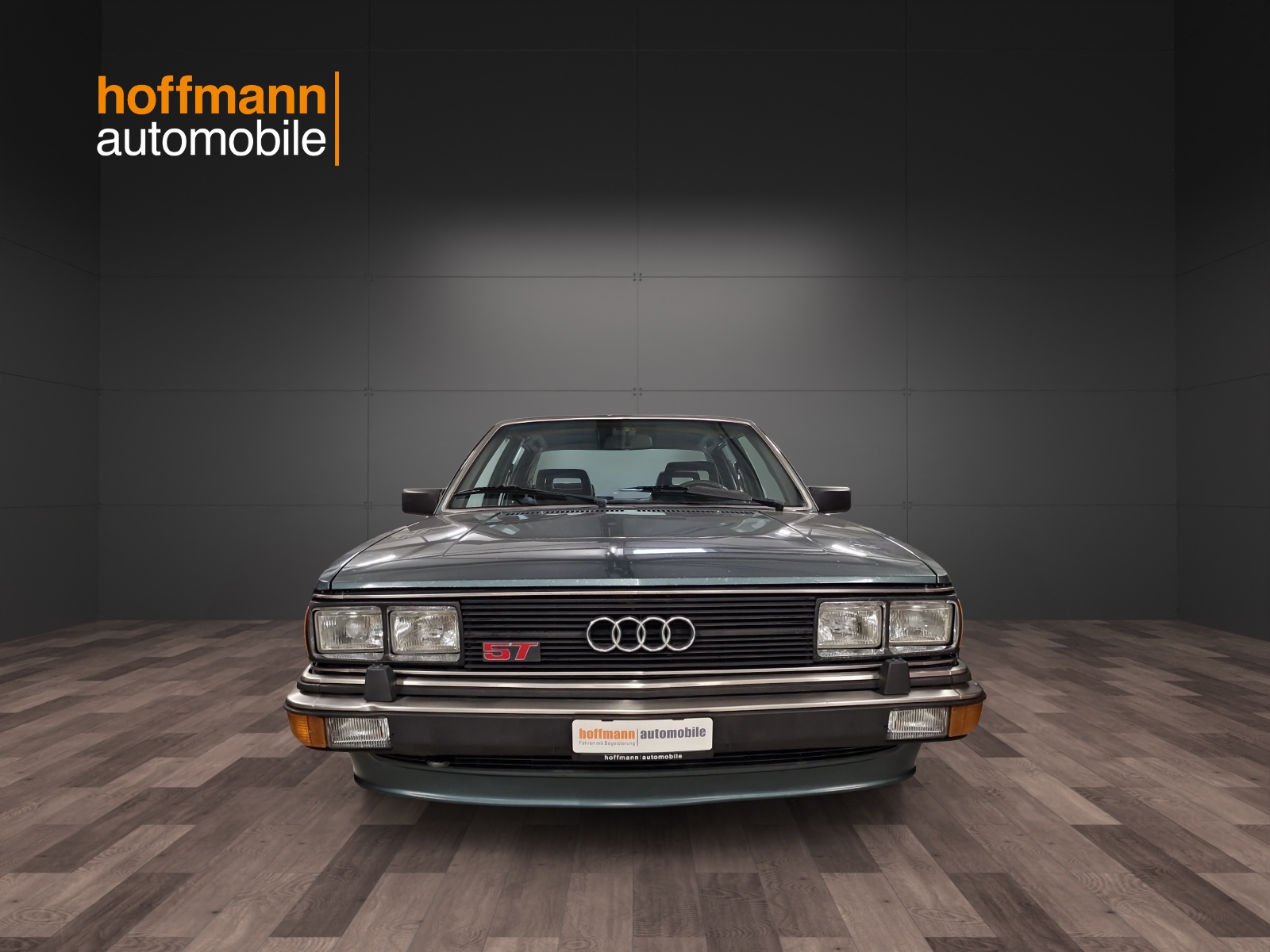 AUDI 200 Turbo 5E-showroom-element-1