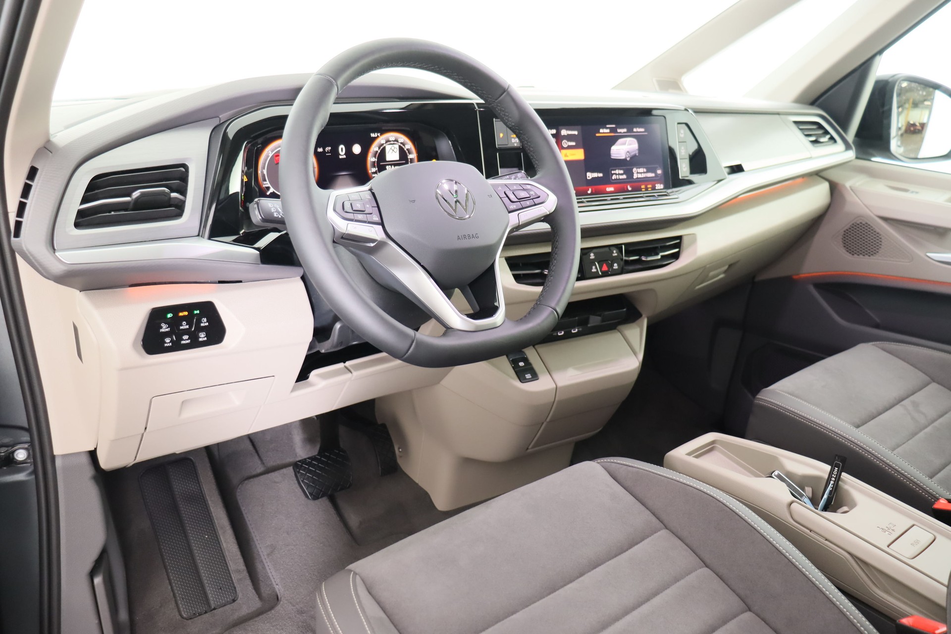 VW Multivan 2.0 TDI Life Edition DSG-image-8