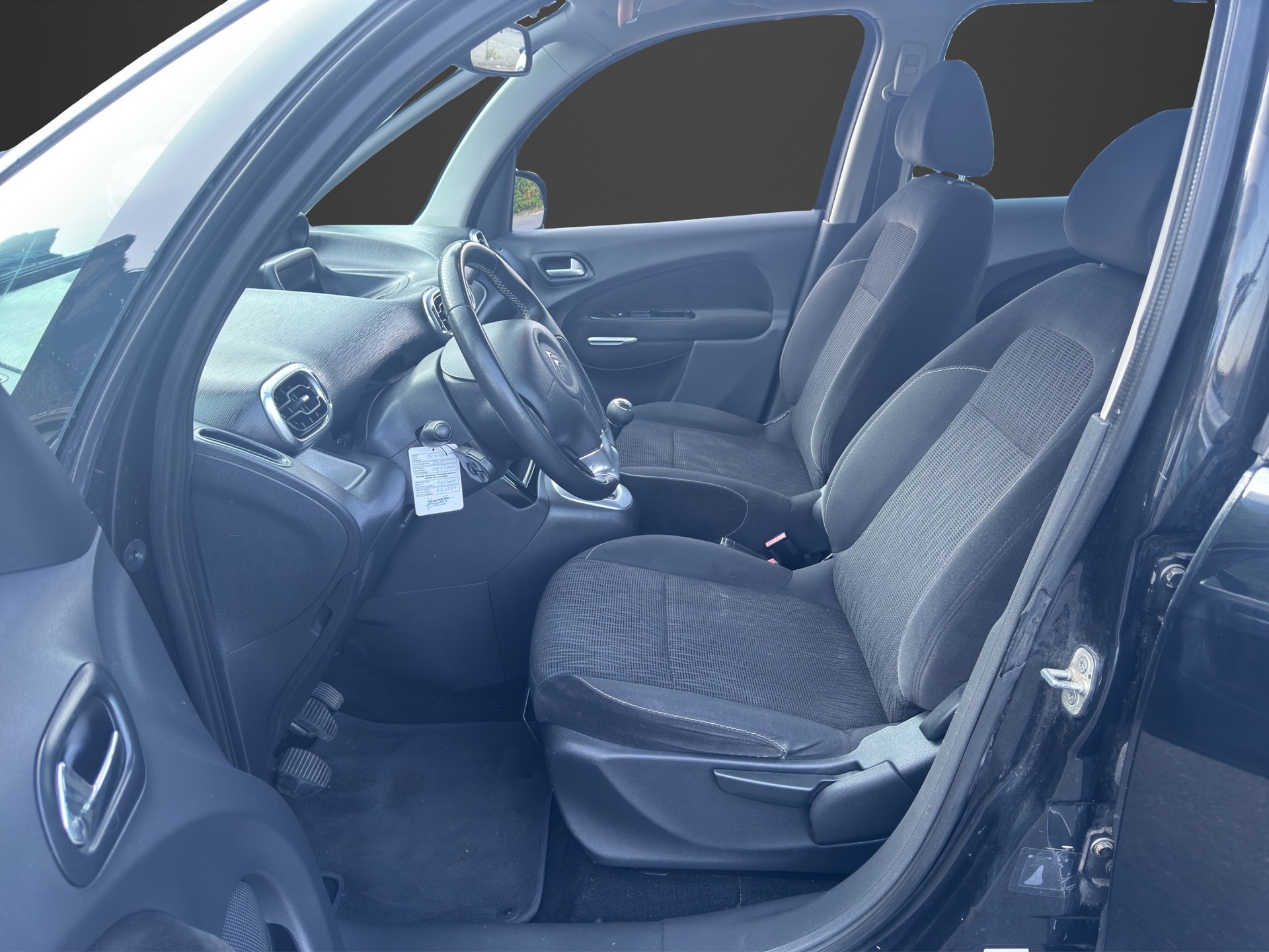 CITROEN C3 Picasso 1.6i 16V Exclusive-image-13