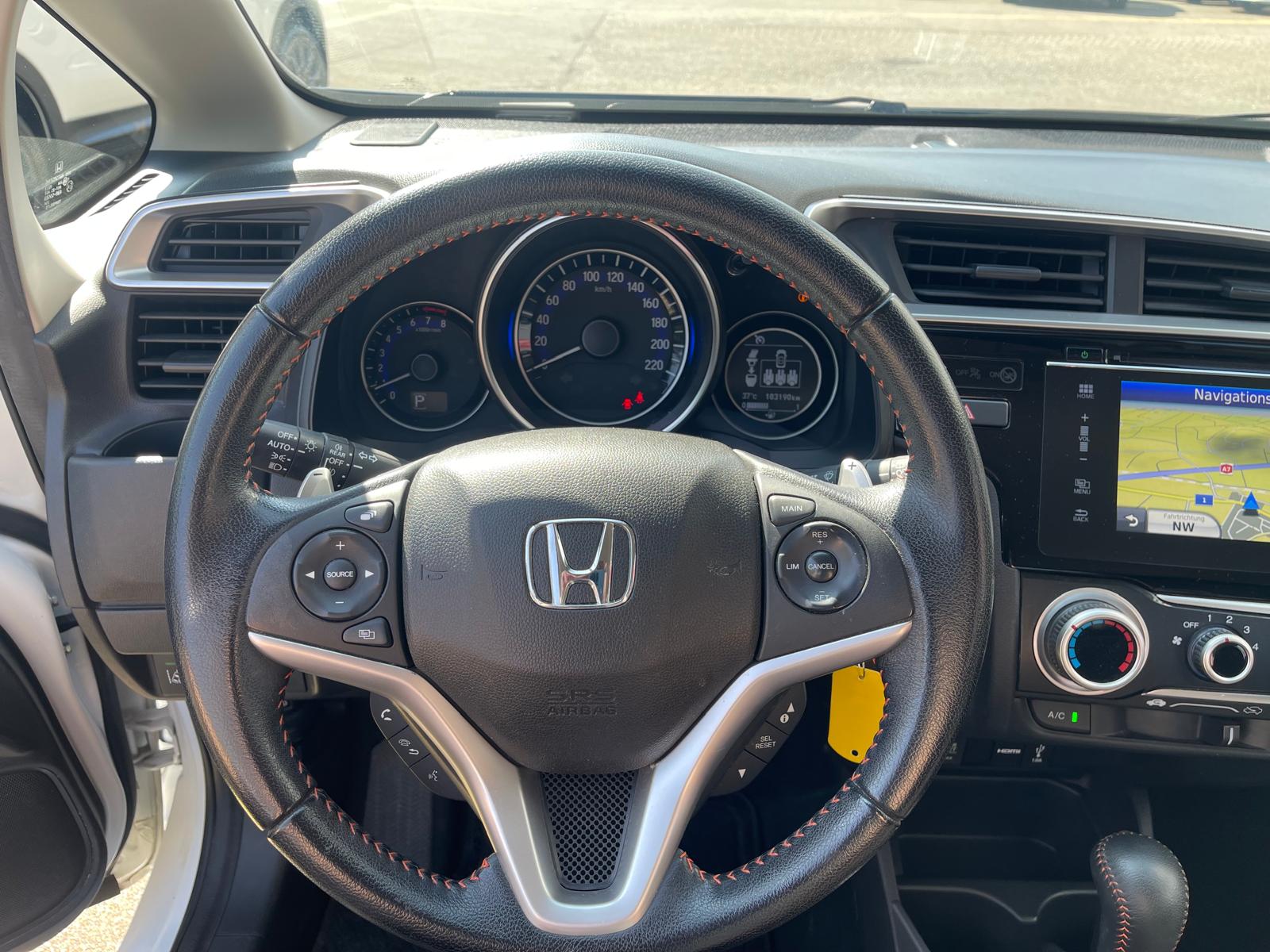 HONDA Jazz 1.5i-VTEC Dynamic CVT-image-11
