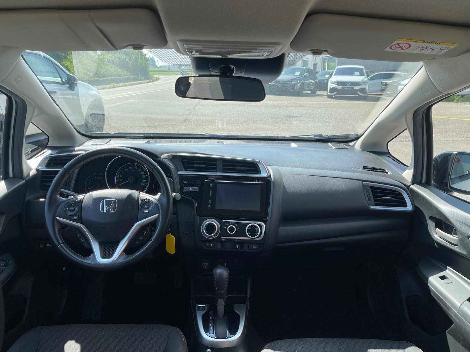 HONDA Jazz 1.5i-VTEC Dynamic CVT-image-5