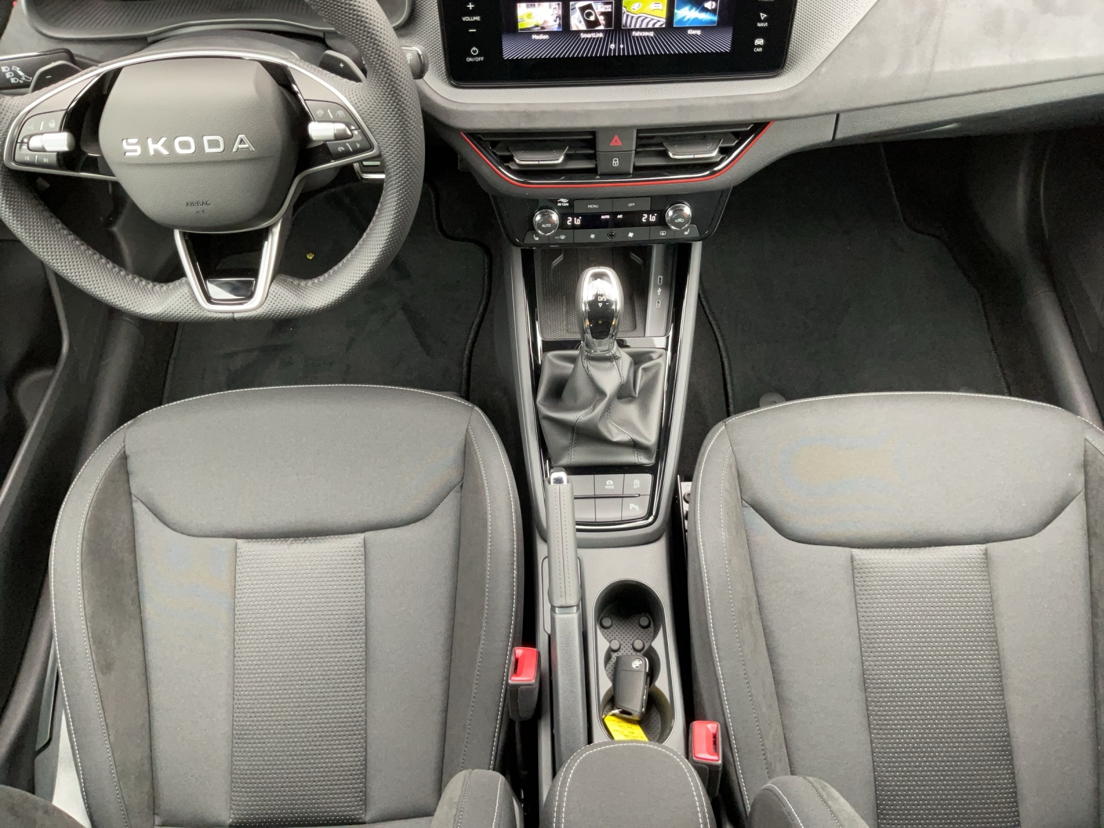 SKODA Kamiq 1.0 TSI Dynamic DSG-image-11