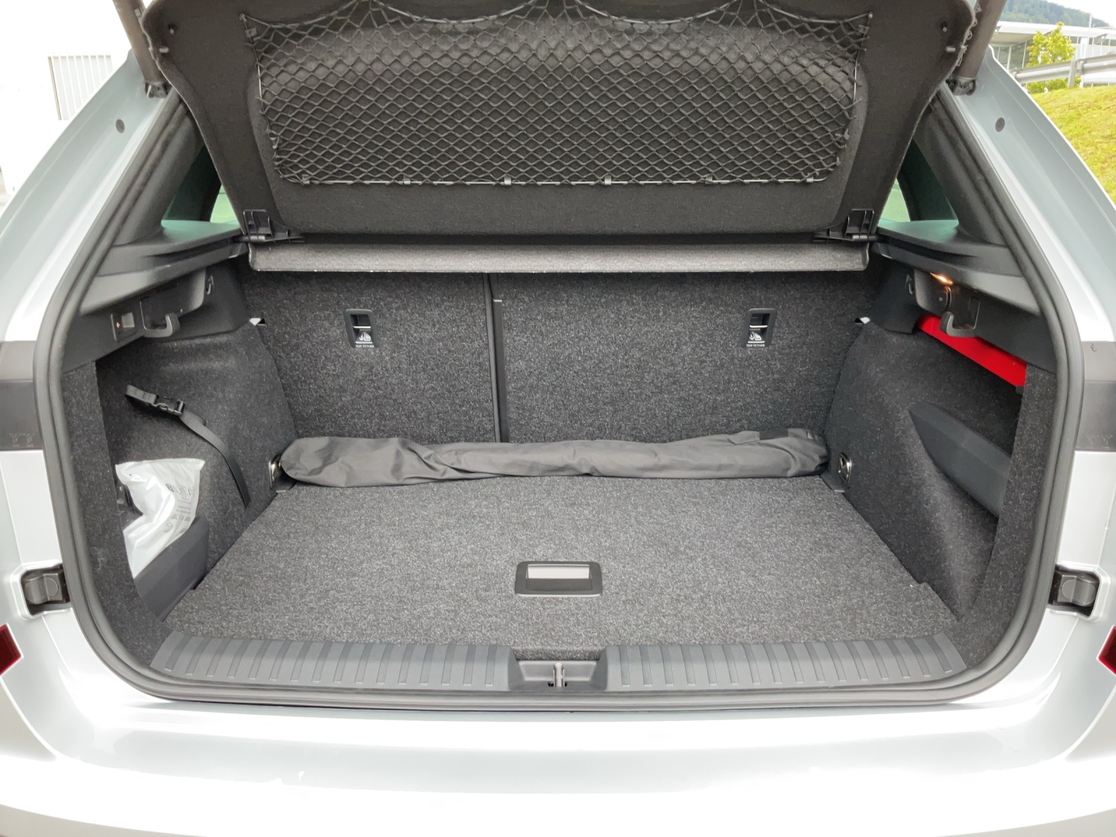 SKODA Kamiq 1.0 TSI Dynamic DSG-image-12