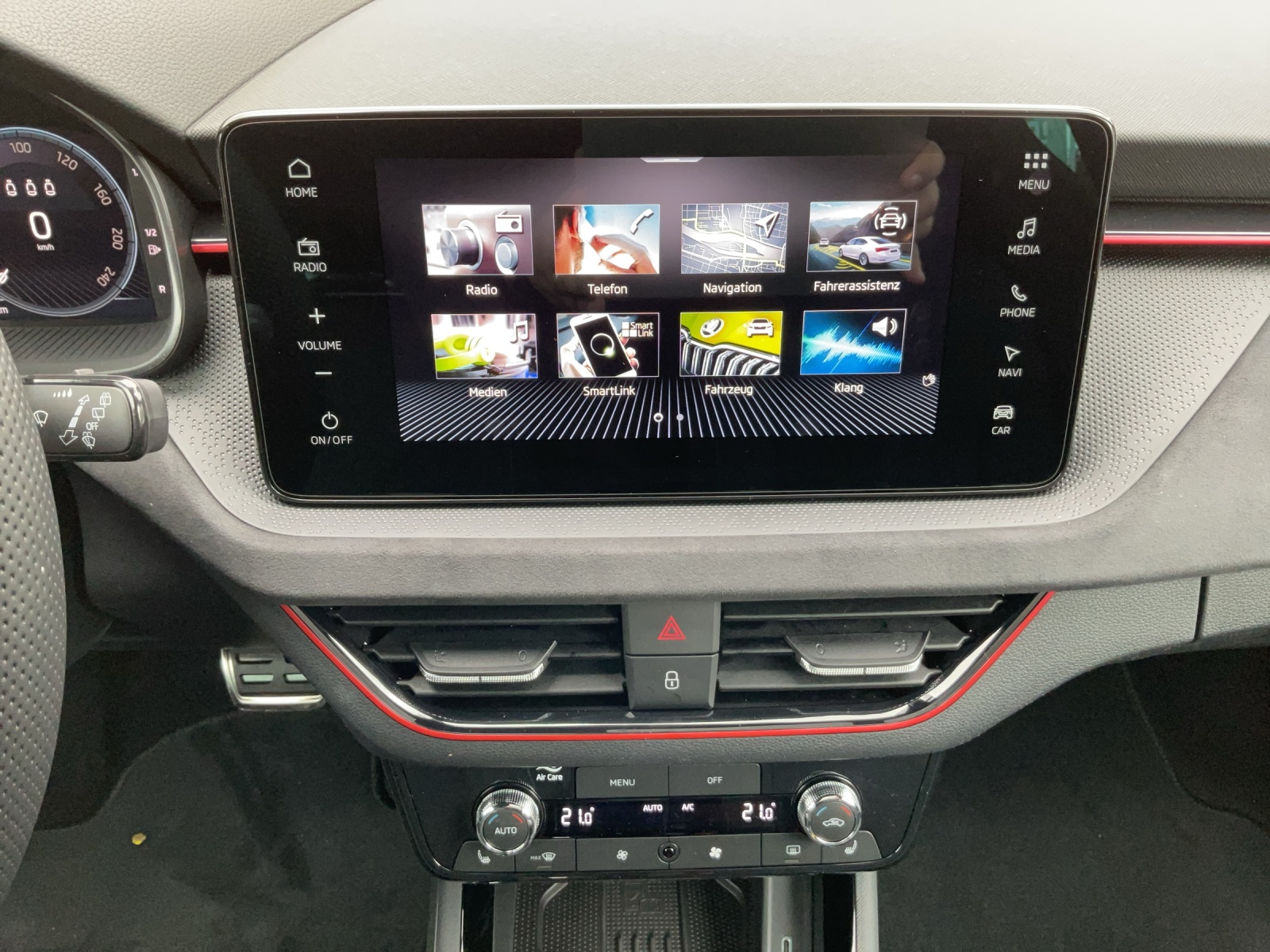 SKODA Kamiq 1.0 TSI Dynamic DSG-image-9