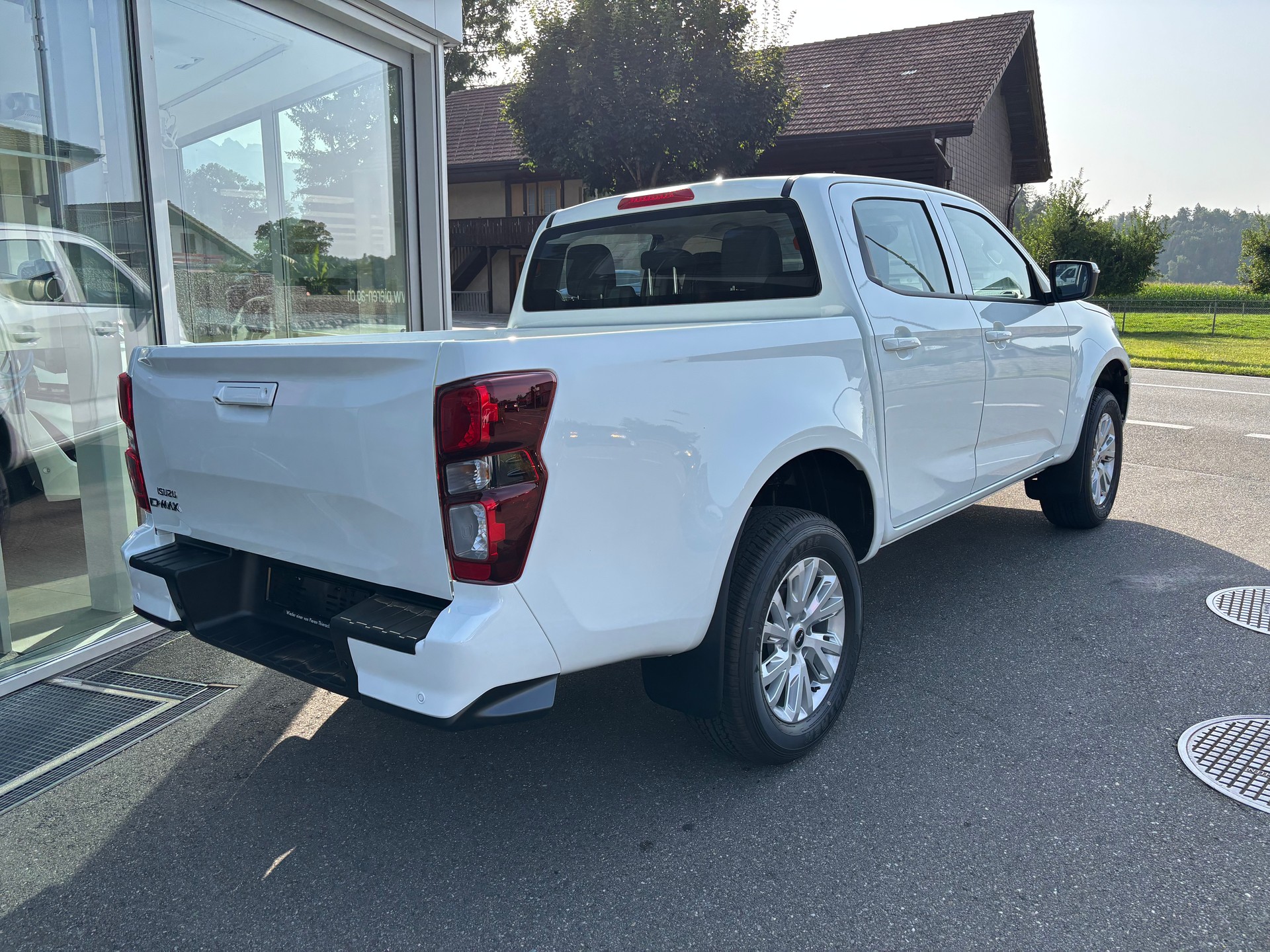 ISUZU D-MAX 1.9 CrewCab N60BB+ 4x4-image-3