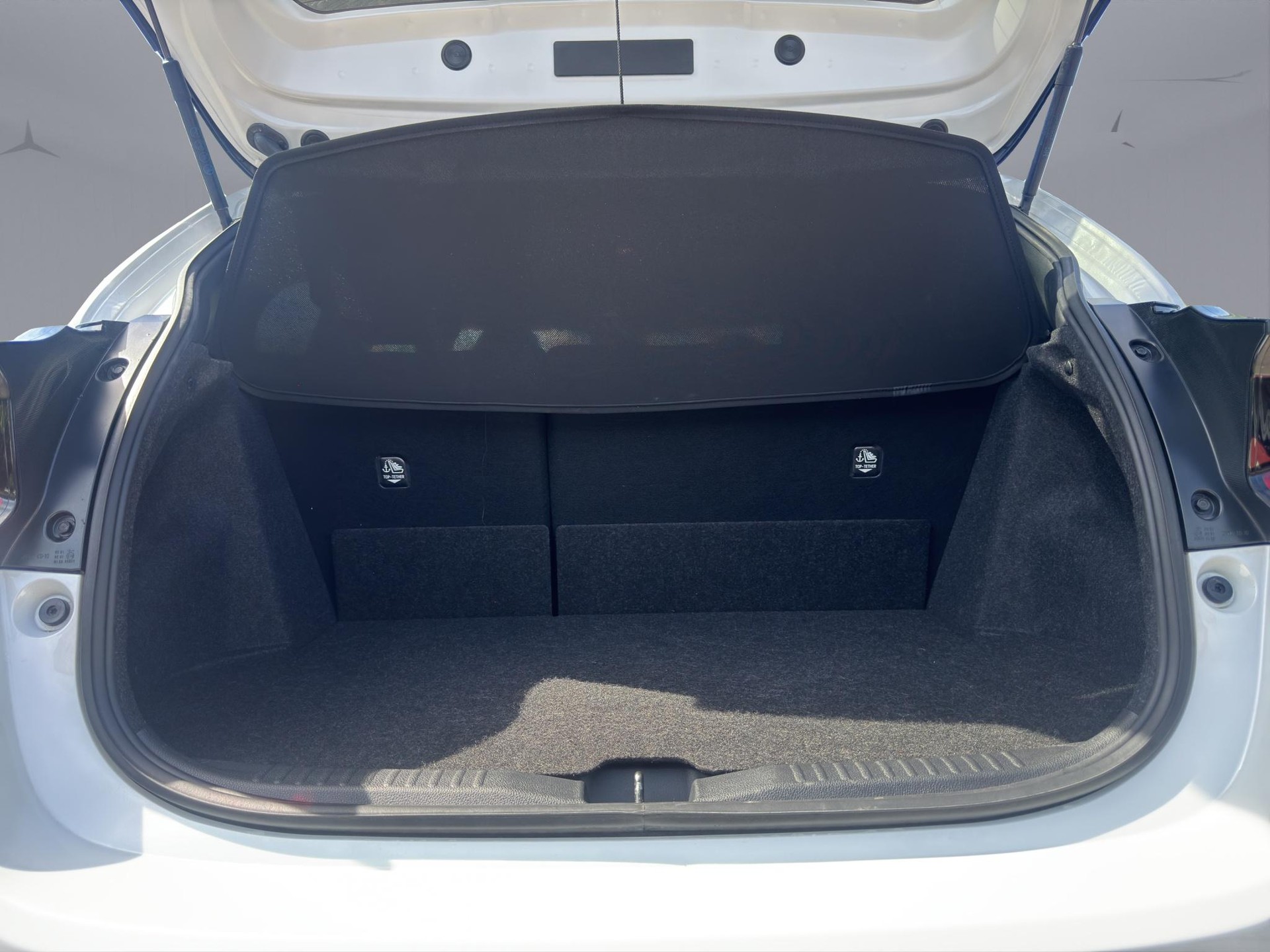 TOYOTA GR Yaris 1.6 Turbo Sport 4x4-image-18