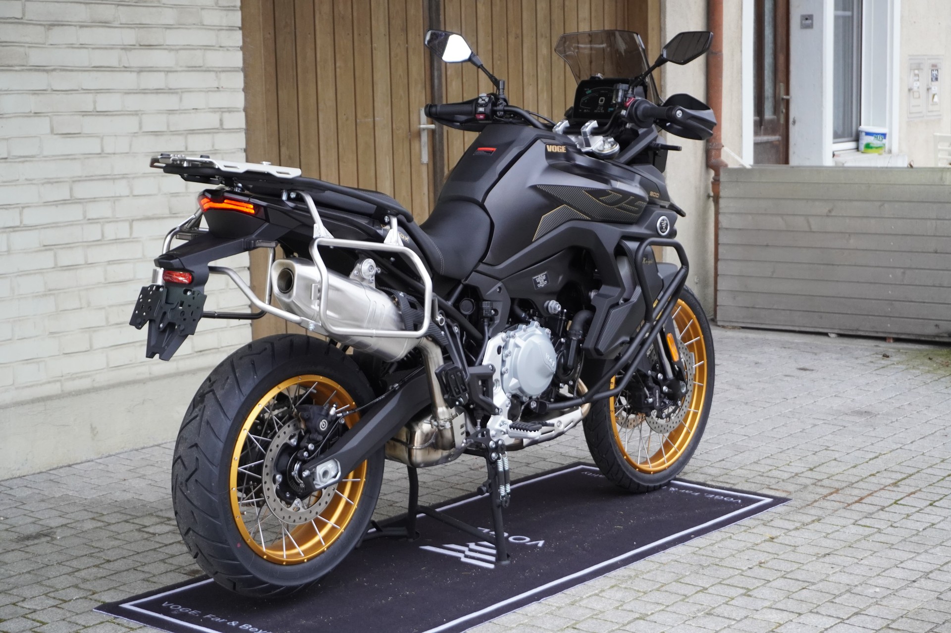 VOGE 35 KW Version 900DSX-image-4