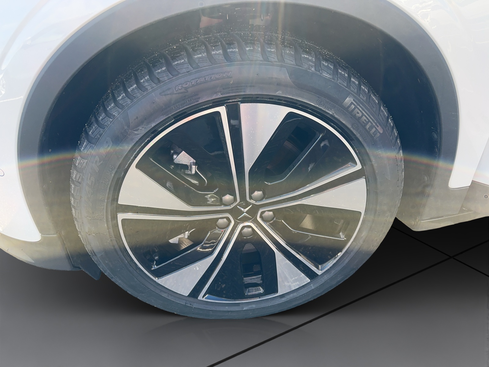 POLESTAR 2 Long Range Single Motor Plus-image-17