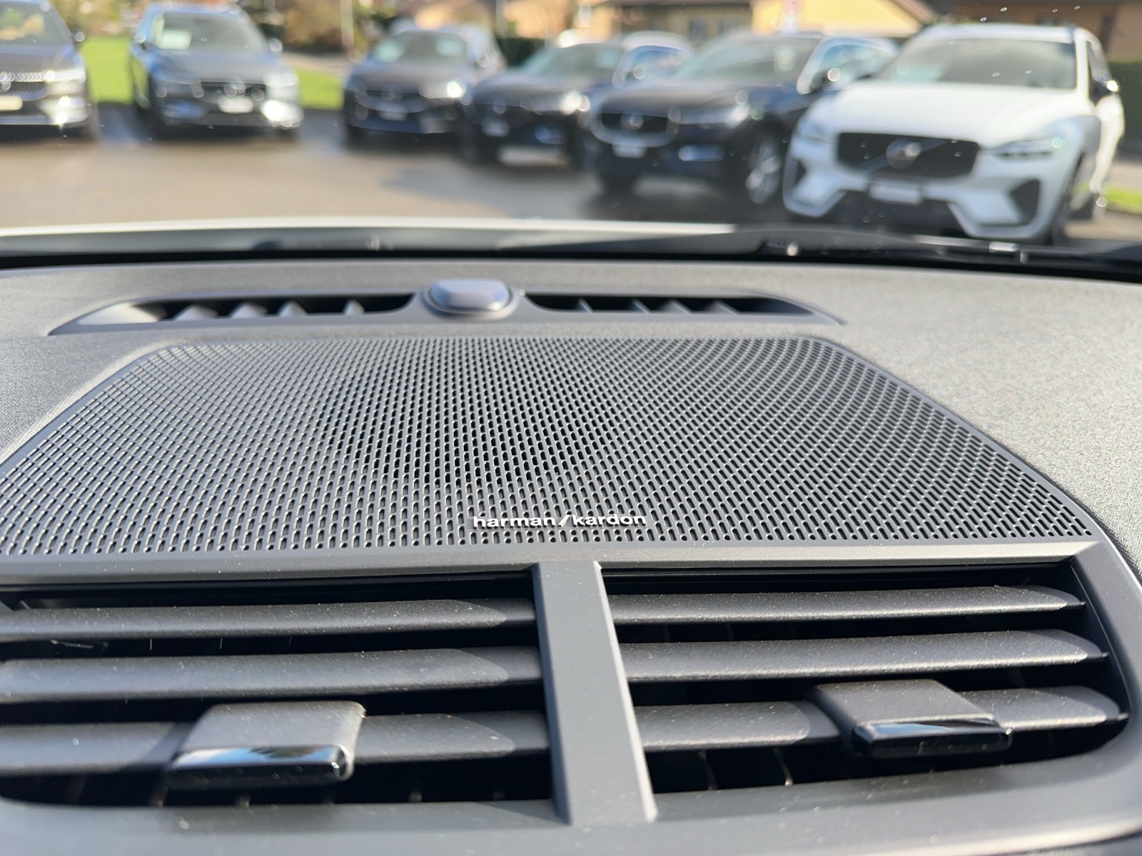 POLESTAR 2 Long Range Single Motor Plus-image-15