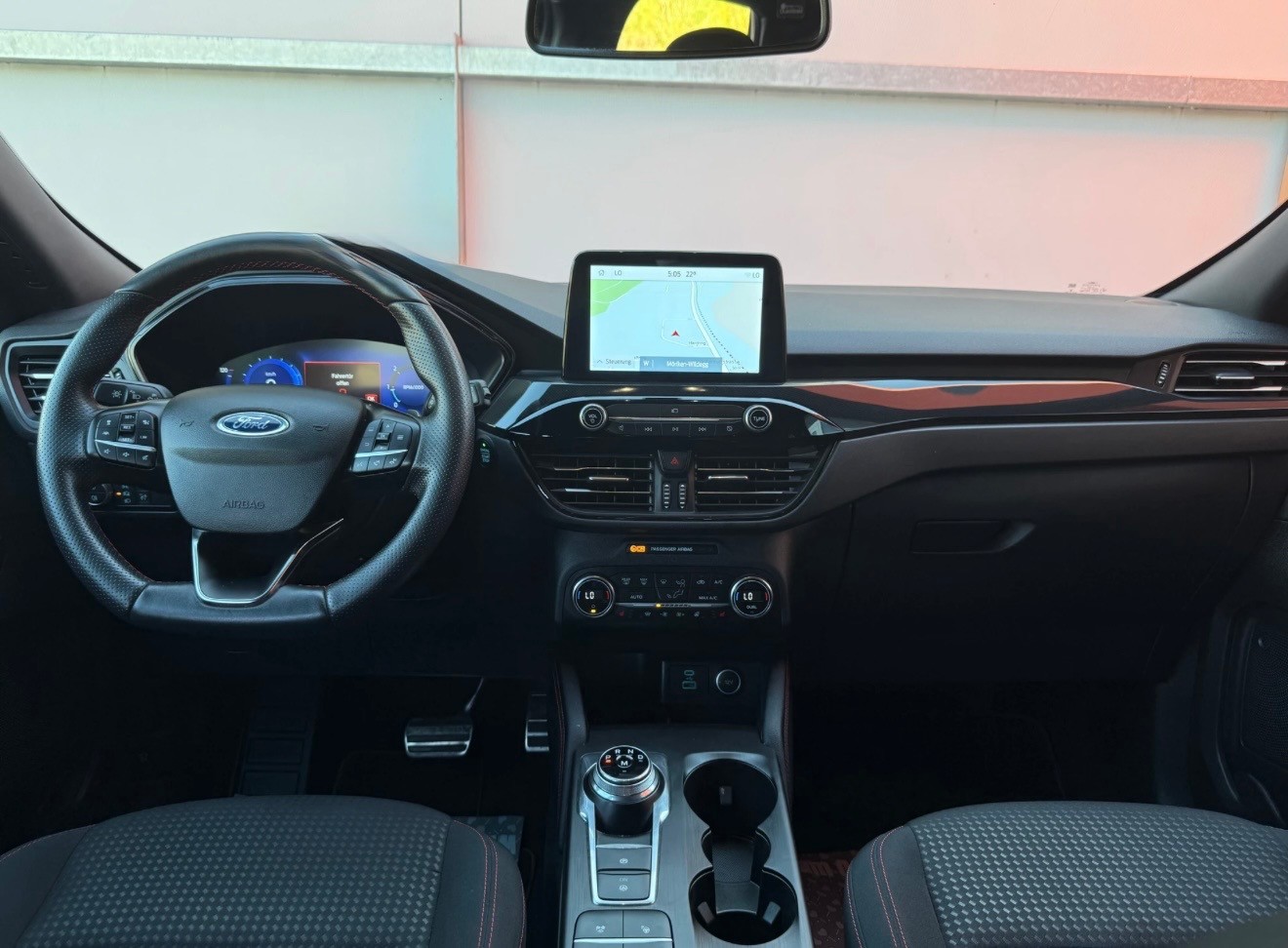 FORD Kuga 2.5 PHEV ST-Line 2WD-image-5