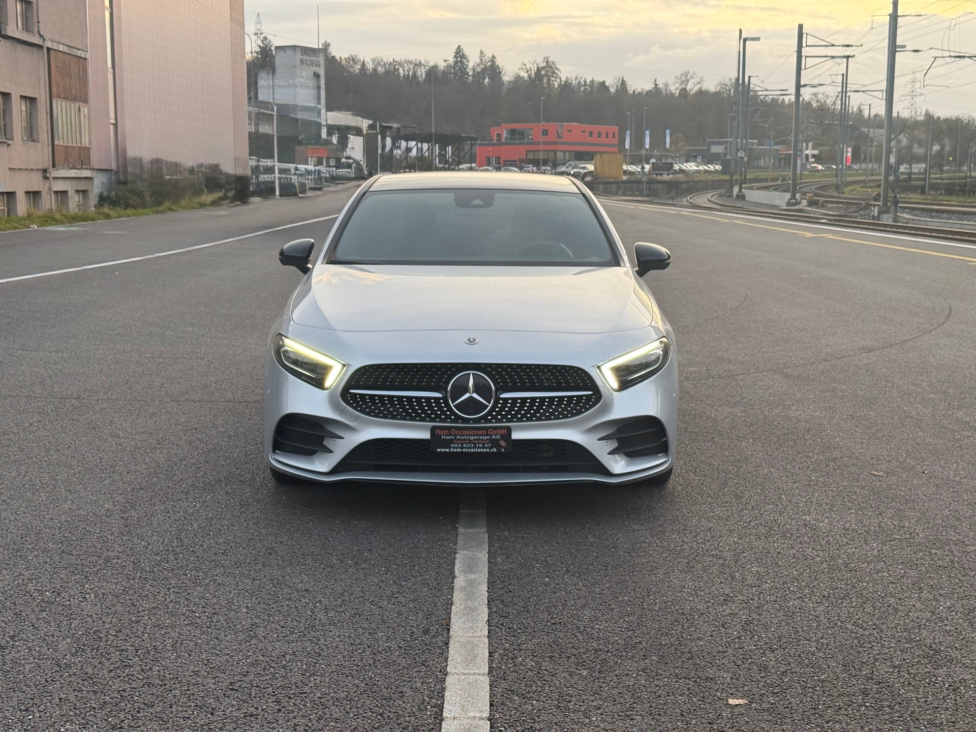 MERCEDES-BENZ A 180 AMG Line 7G-DCT-image-0