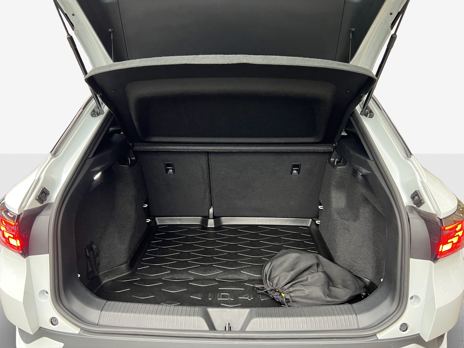 VW ID.4 Pro Performance 77 kWh-image-13
