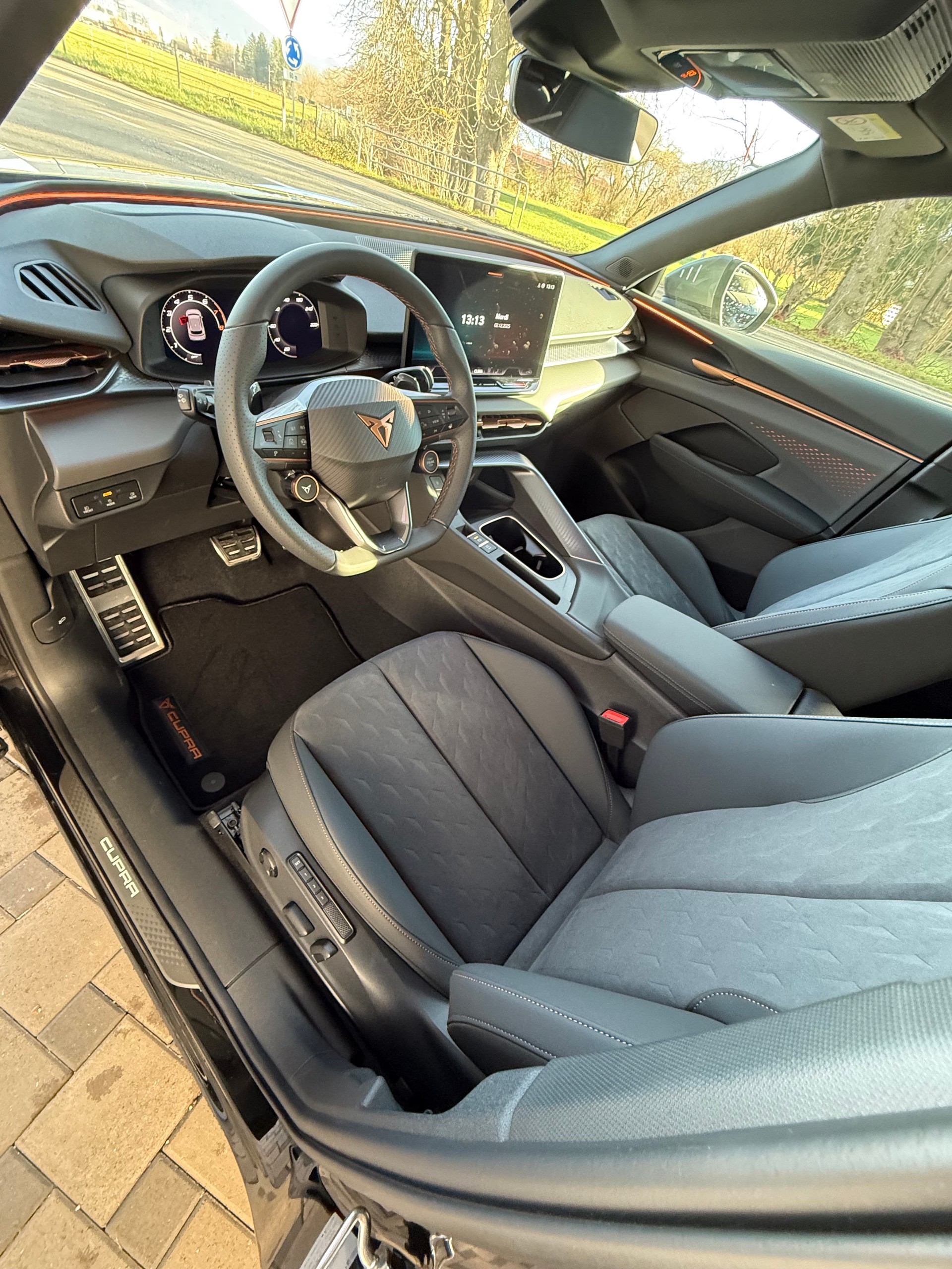 CUPRA Terramar 2.0 TSI DSG 4Drive / VENDUE VERKAUFT-image-6
