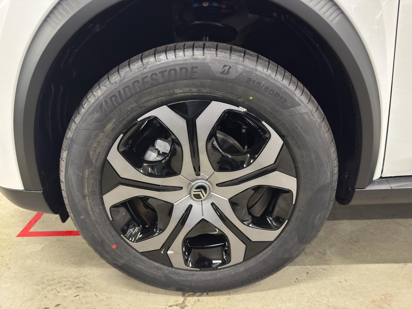 CITROEN C3 Aircross 1.2 Turbo Plus-image-18