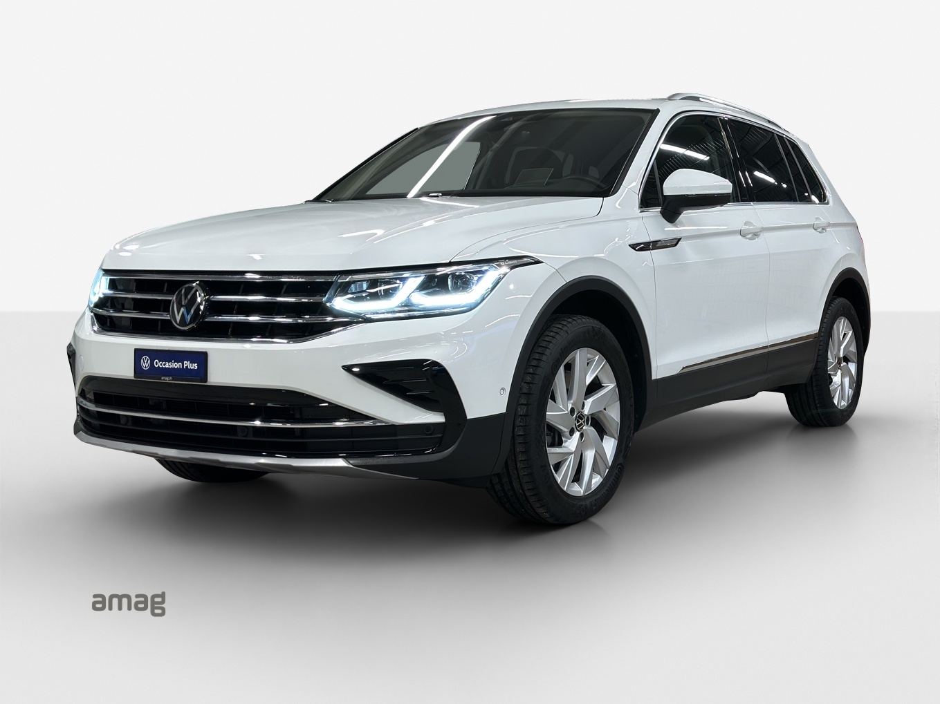 VW Tiguan 2.0 TDI SCR Elegance 4Motion DSG-image-0