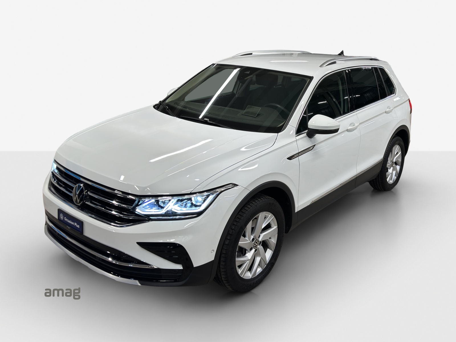 VW Tiguan 2.0 TDI SCR Elegance 4Motion DSG-image-13