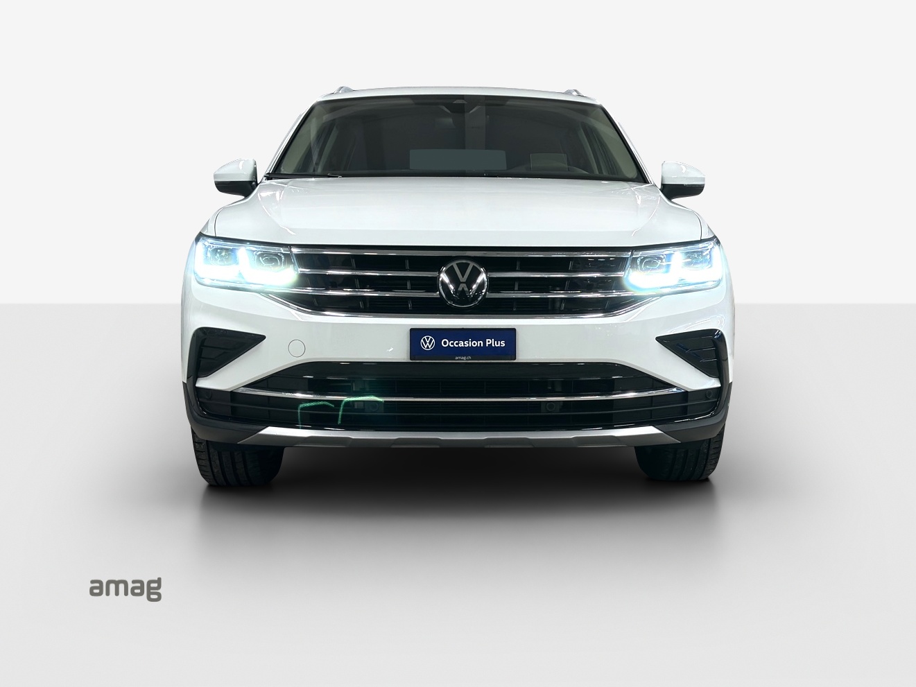 VW Tiguan 2.0 TDI SCR Elegance 4Motion DSG-image-6