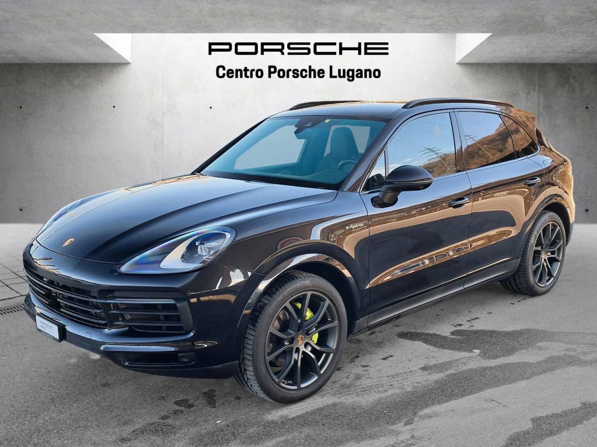 PORSCHE Cayenne E-Hybrid (MY22)-image-8