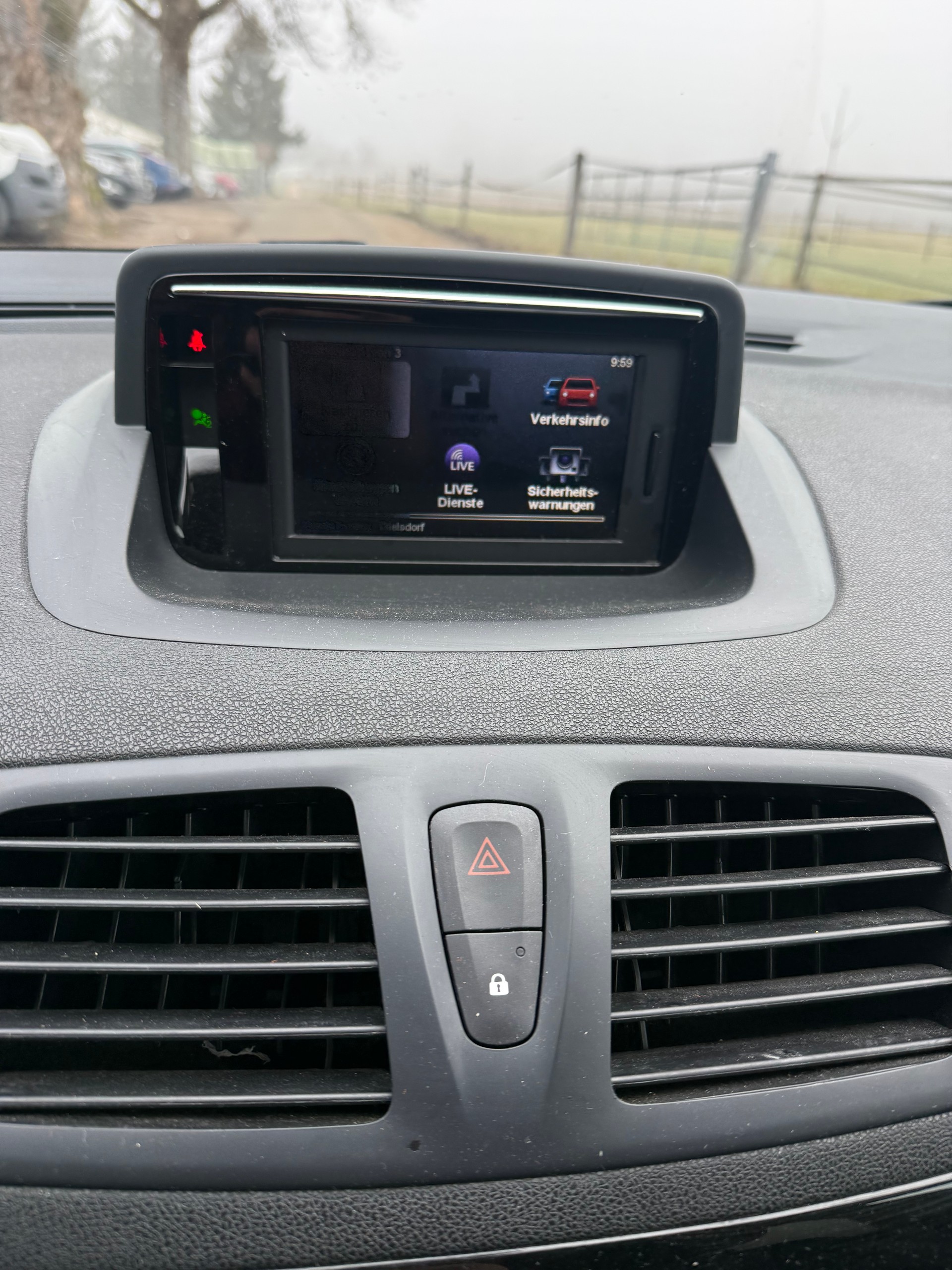 RENAULT Mégane 1.5 dCi Bose EDC-image-11