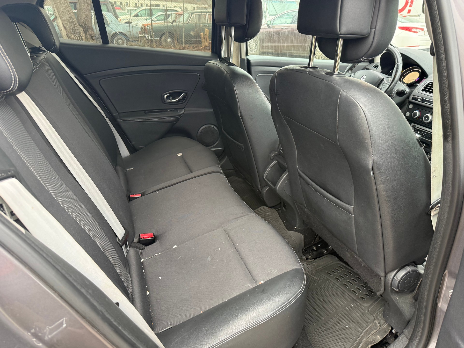 RENAULT Mégane 1.5 dCi Bose EDC-image-8