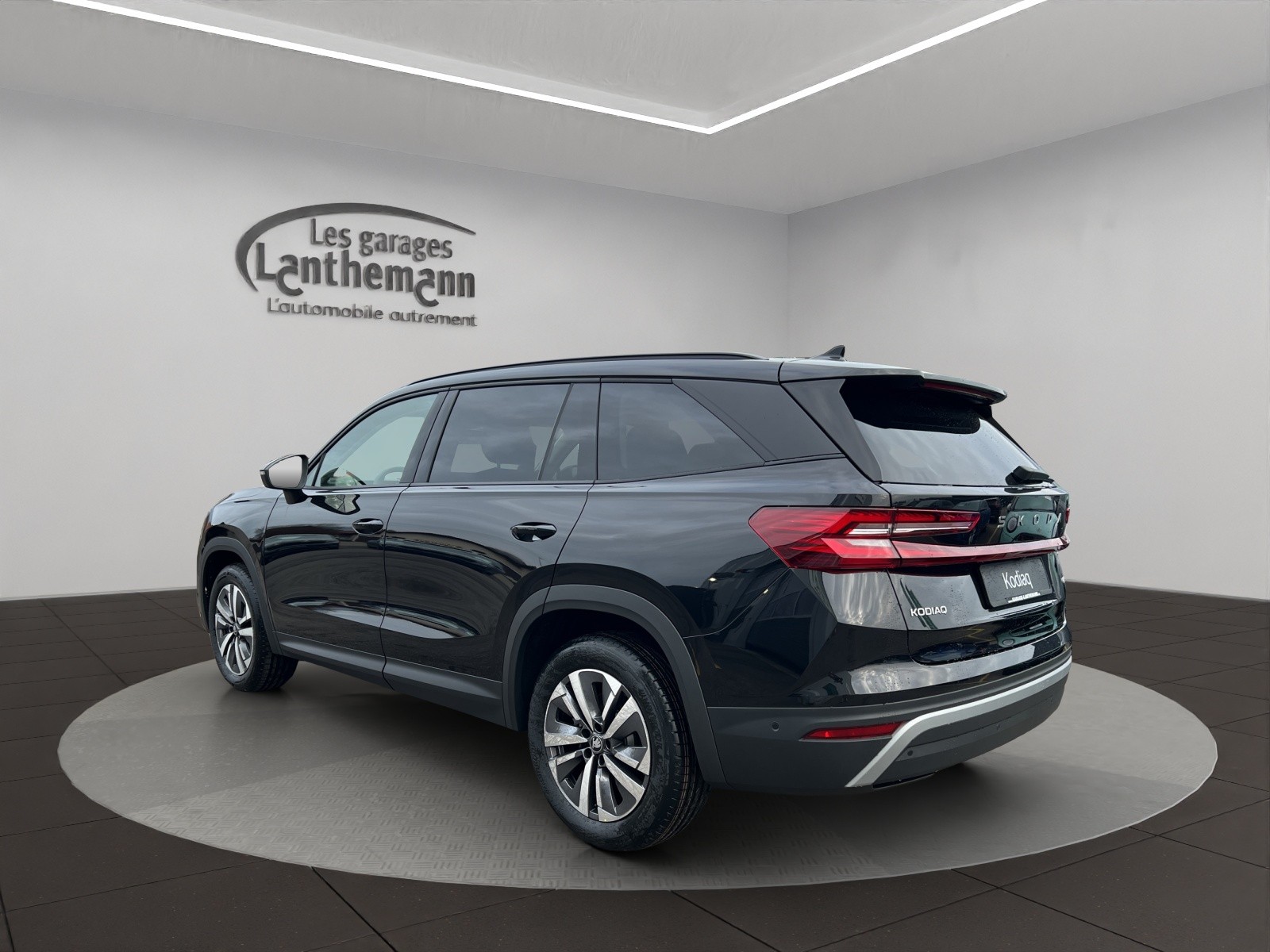 SKODA Kodiaq 2.0 TDI Dynamic 4x4-image-2