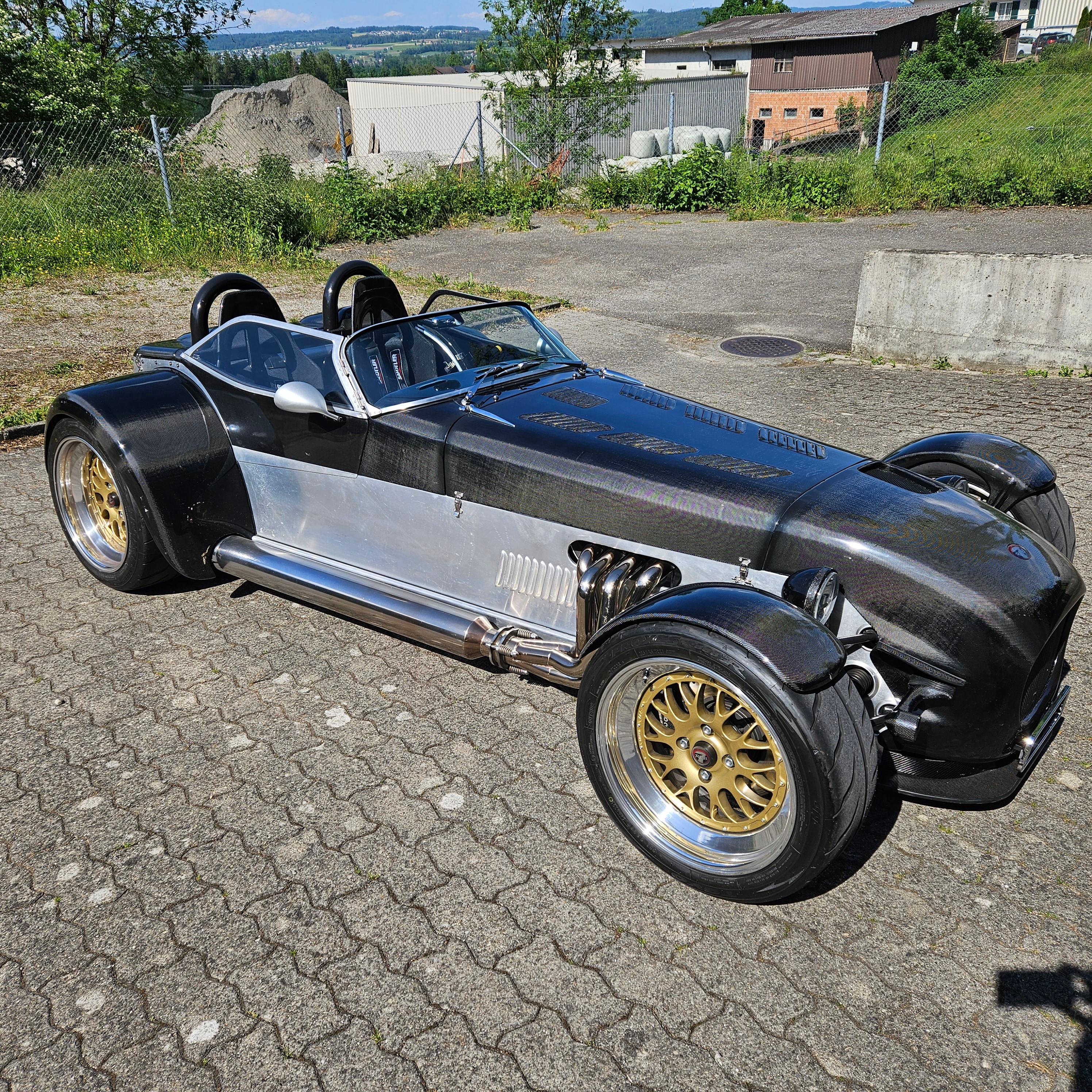 Car photo