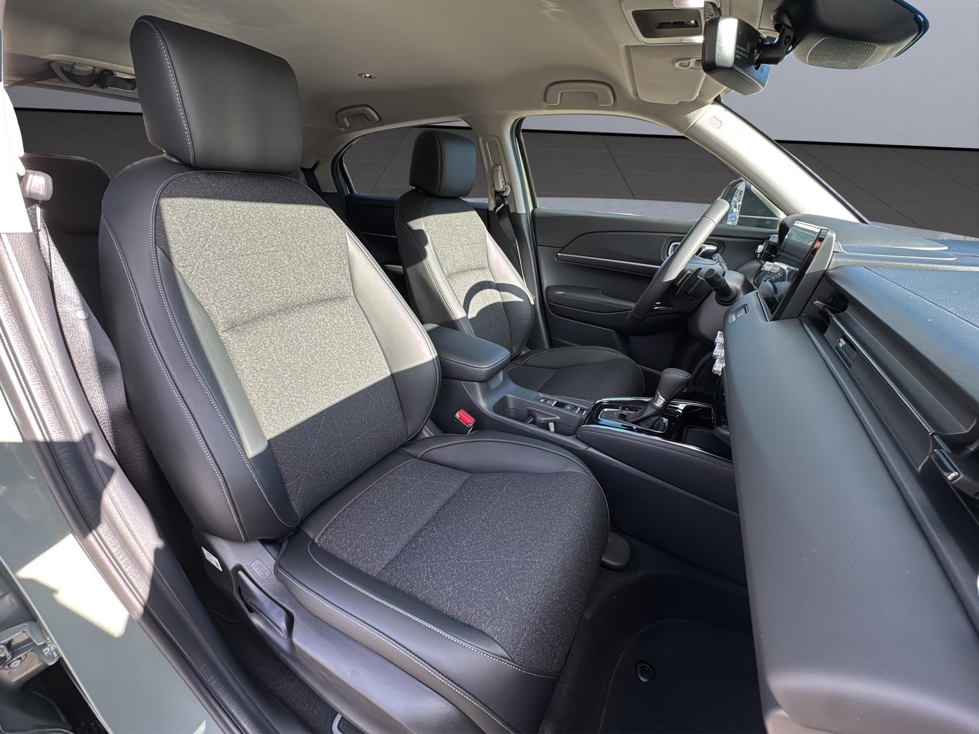 HONDA HR-V 1.5 i-MMD Advance-image-10