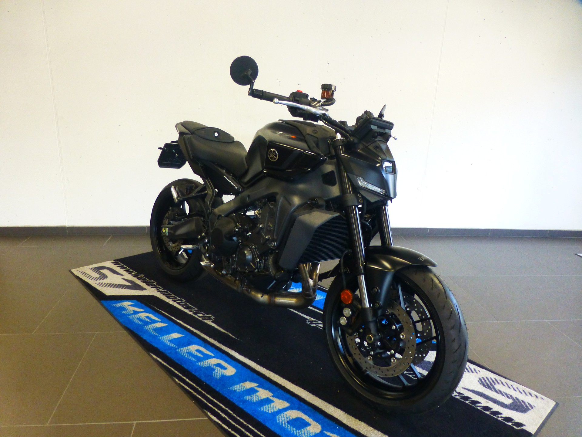 YAMAHA MT-09 Platin Edition-showroom-element-2