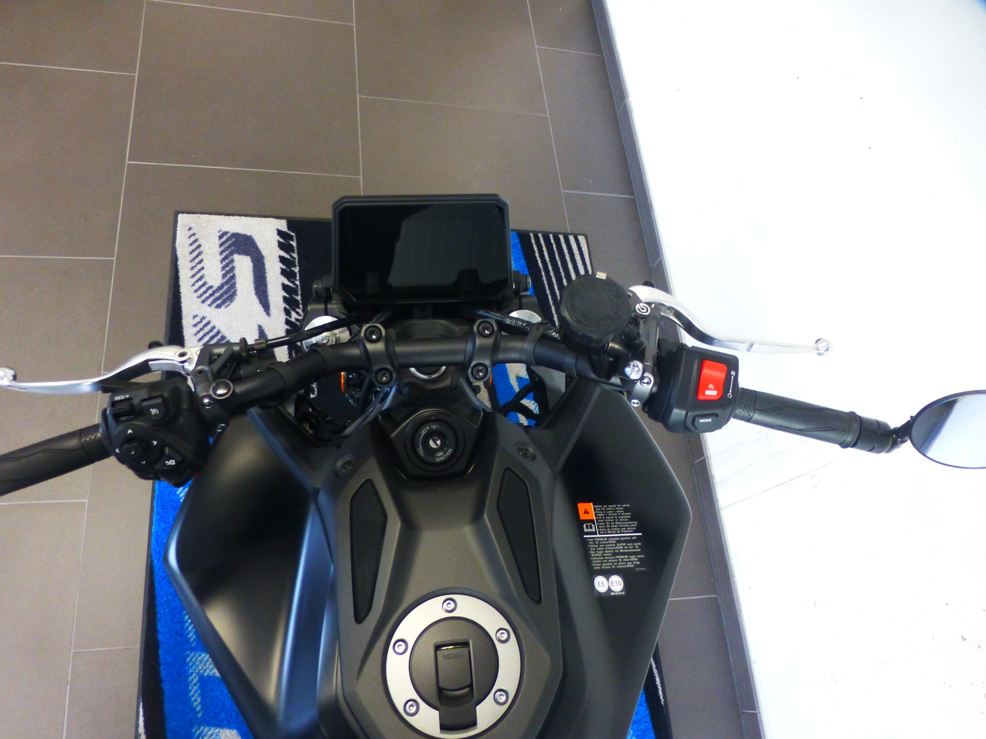 YAMAHA MT-09 Platin Edition-image-10